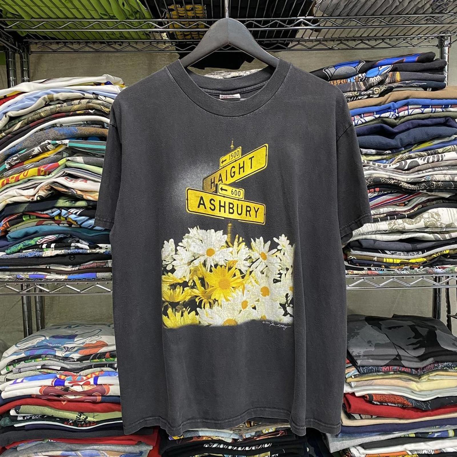 Hanes 1995 haight ashbury hippie san francisco tshirt sunflower Size US L / EU 52-54 / 3 - 1 Thumbnail