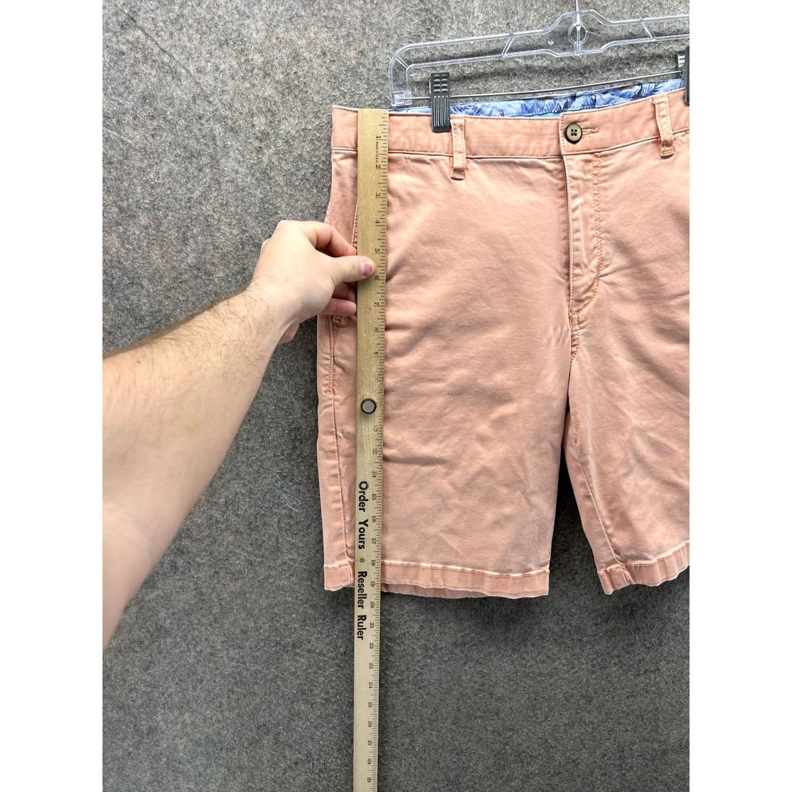 Tommy Bahama Tommy Bahama Shorts Mens 34 Orange Stretch Chino Flat Front 10 Inseam Casual Size US 34 / EU 50 - 6 Thumbnail