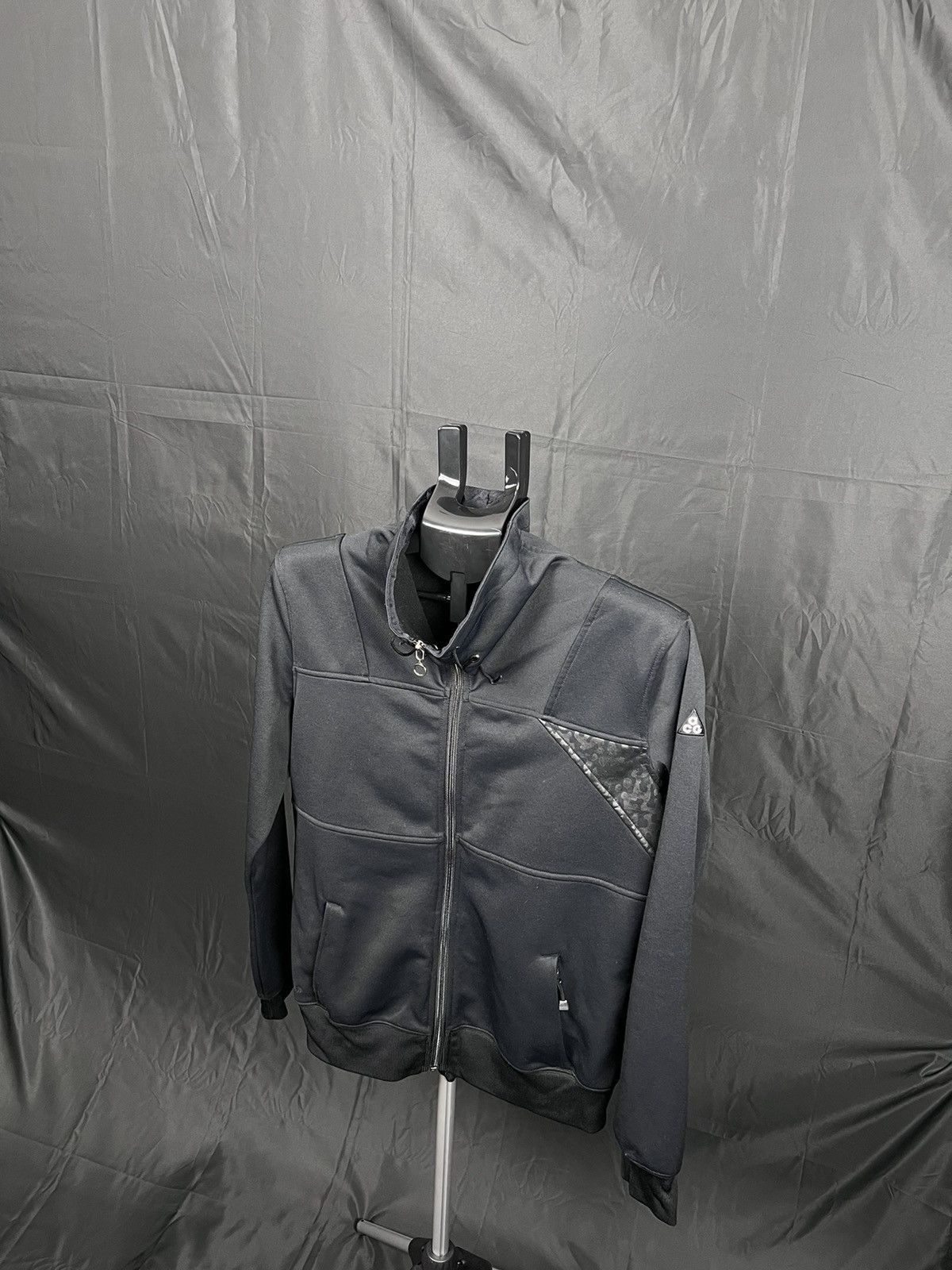 Nike ACG × Vintage 🔴 Vintage Nike ACG zip sweatshirt sweater Size US L / EU 52-54 / 3 - 5 Thumbnail