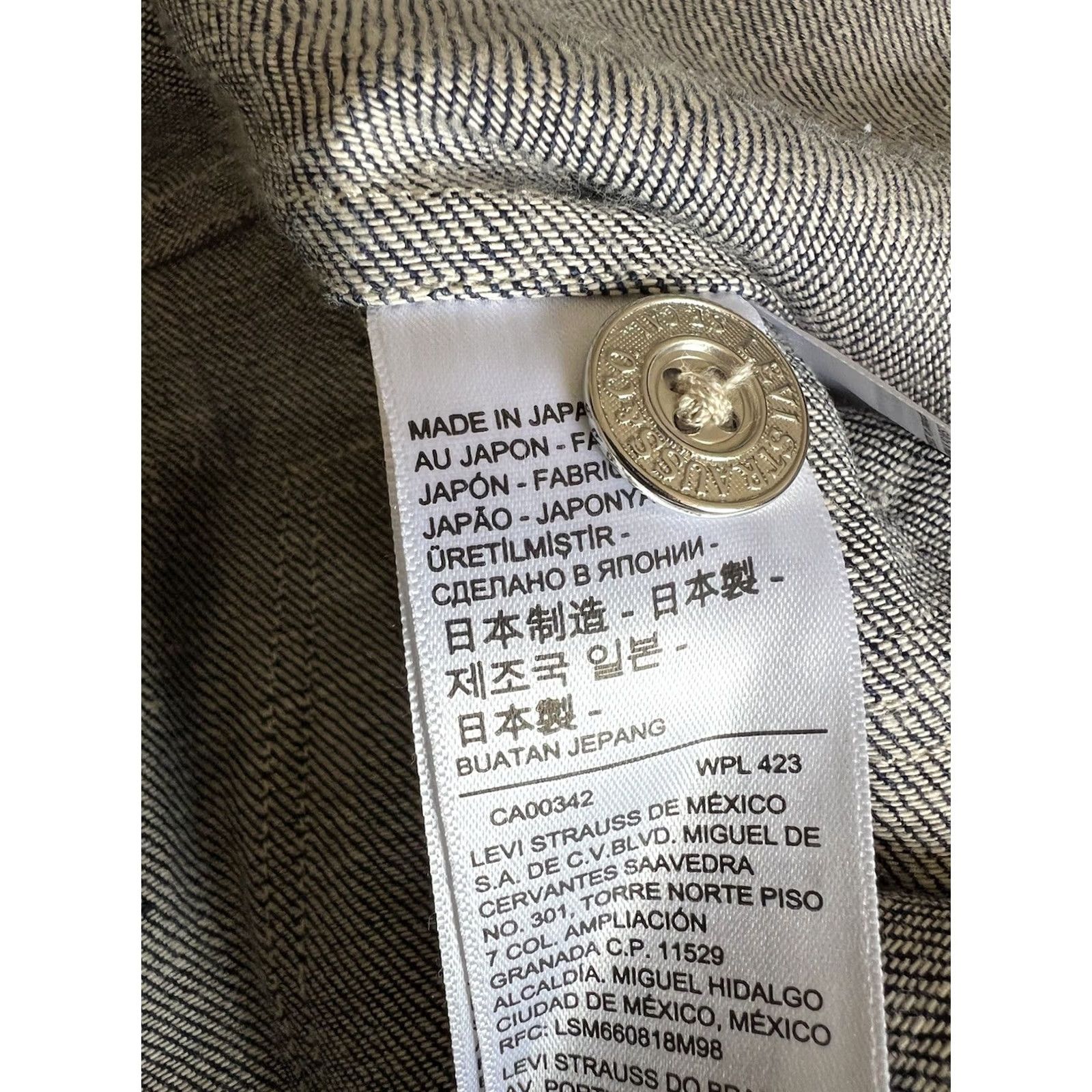 Levi's Levi's LVC Trucker Jacket L Japan Type 2 Selvedge 1879 Pleated Blouse NEW BNWT Size US L / EU 52-54 / 3 - 5 Thumbnail