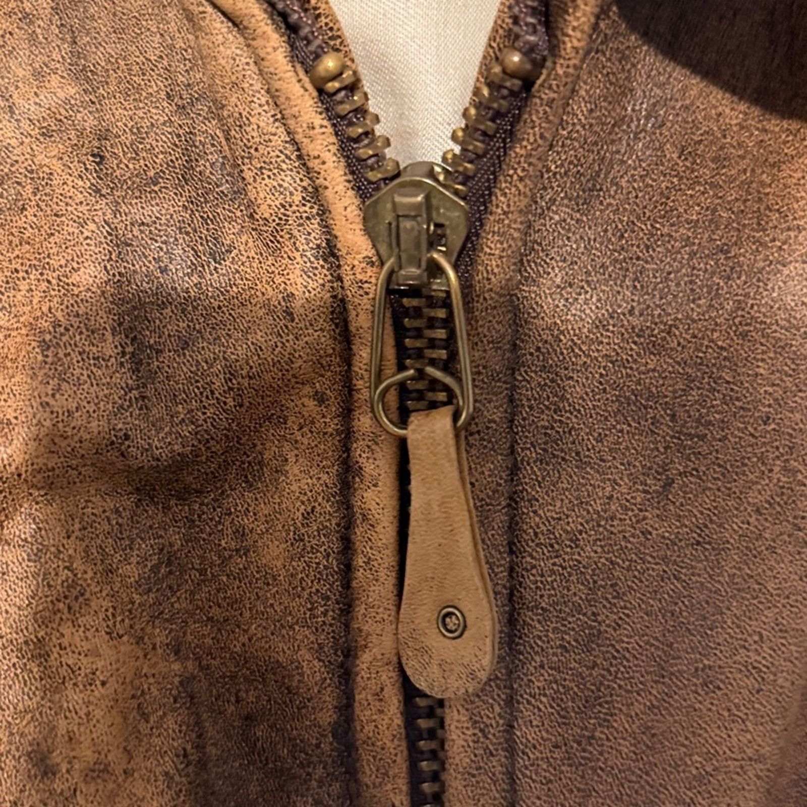 Other Vintage Men's brown distressed, bomber flight jacket size 48 Size US L / EU 52-54 / 3 - 9 Thumbnail