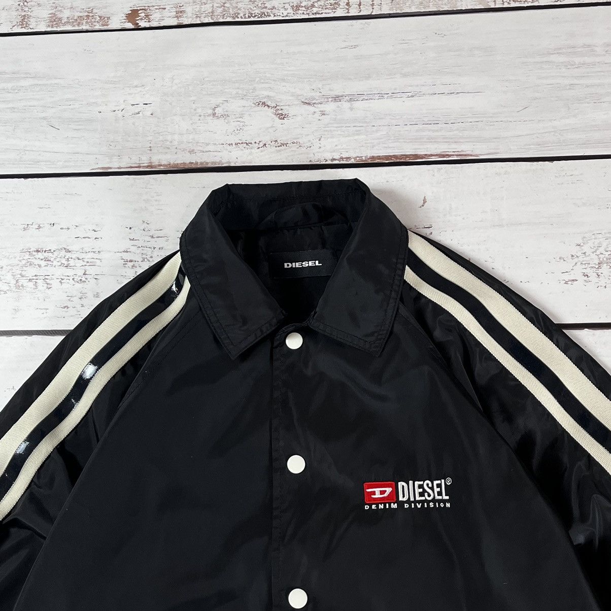 Diesel Windbreaker Diesel J-Akito Relahed Fit Black Zip Jacket Y2K Size US S / EU 44-46 / 1 - 3 Thumbnail