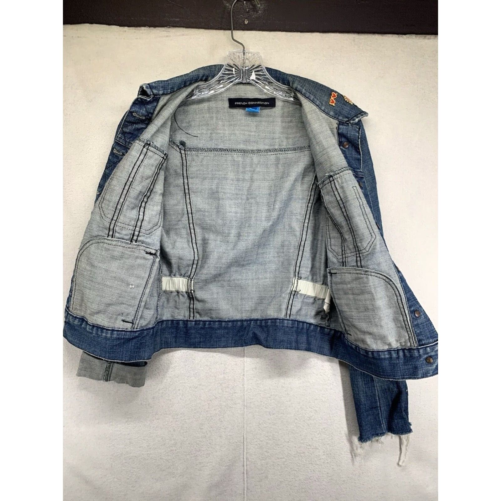 French Connection VINTAGE French Connection Women's Denim Jacket Casual Travel Basic Size 4 Blue Retro Size 27" / US 4 / IT 40 - 2 Thumbnail