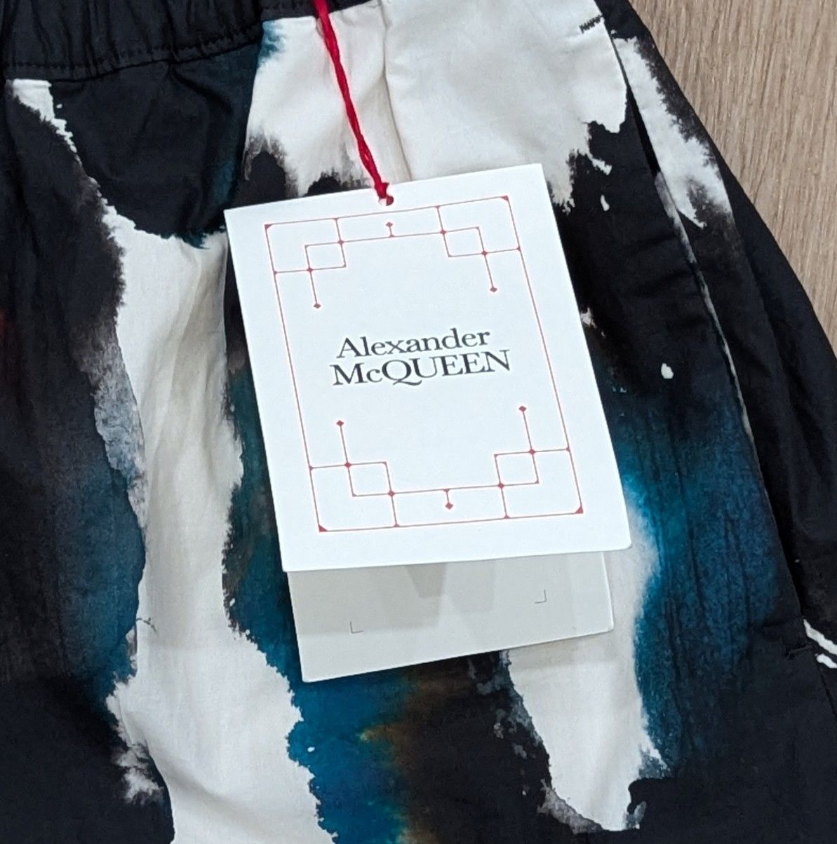 Alexander McQueen Alexander McQueen Watercolor Shorts Orange/Navy 54 US 38 Size US 38 / EU 54 - 5 Thumbnail