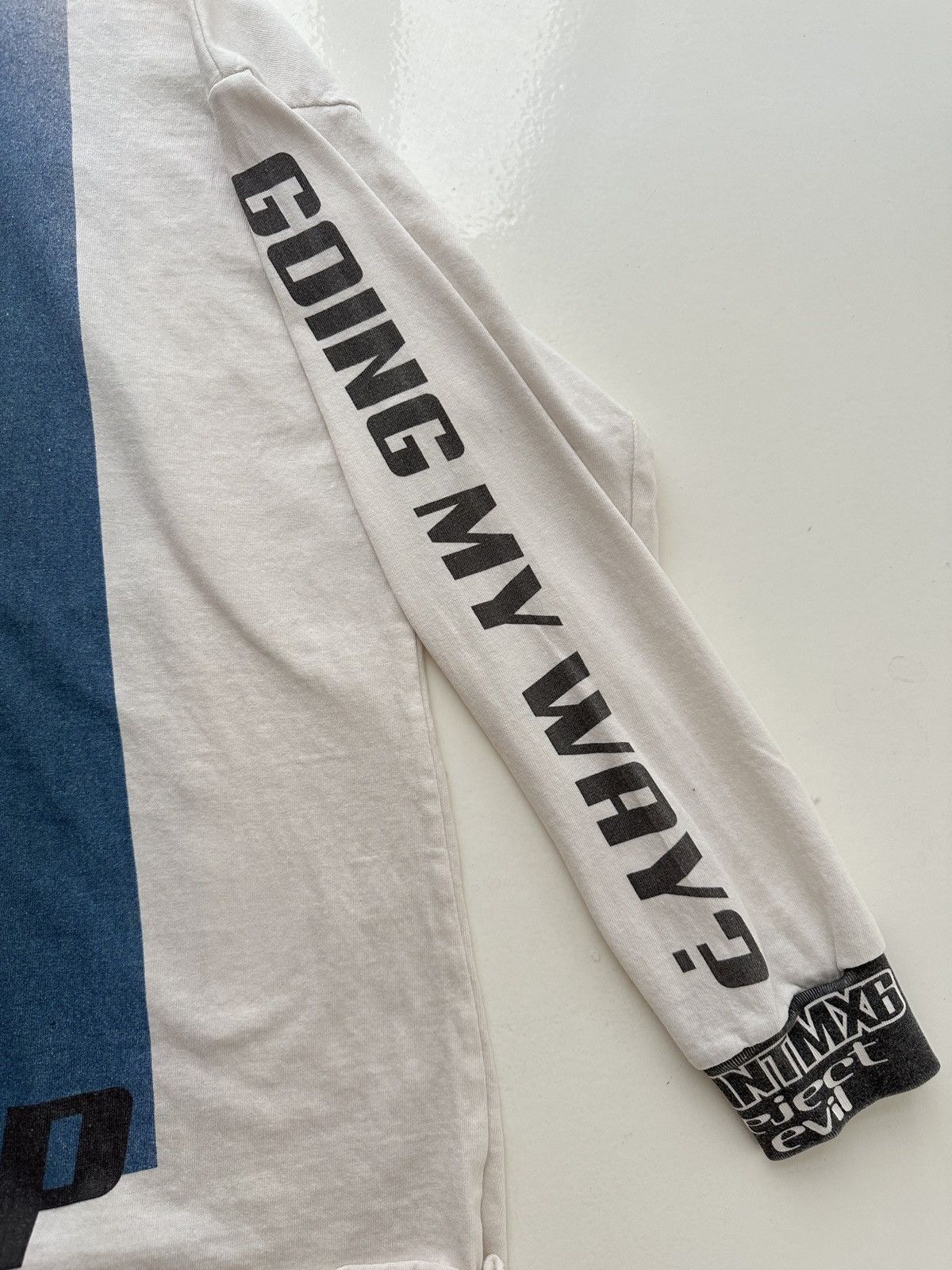 Saint Michael Going up LS tee Size US L / EU 52-54 / 3 - 3 Thumbnail