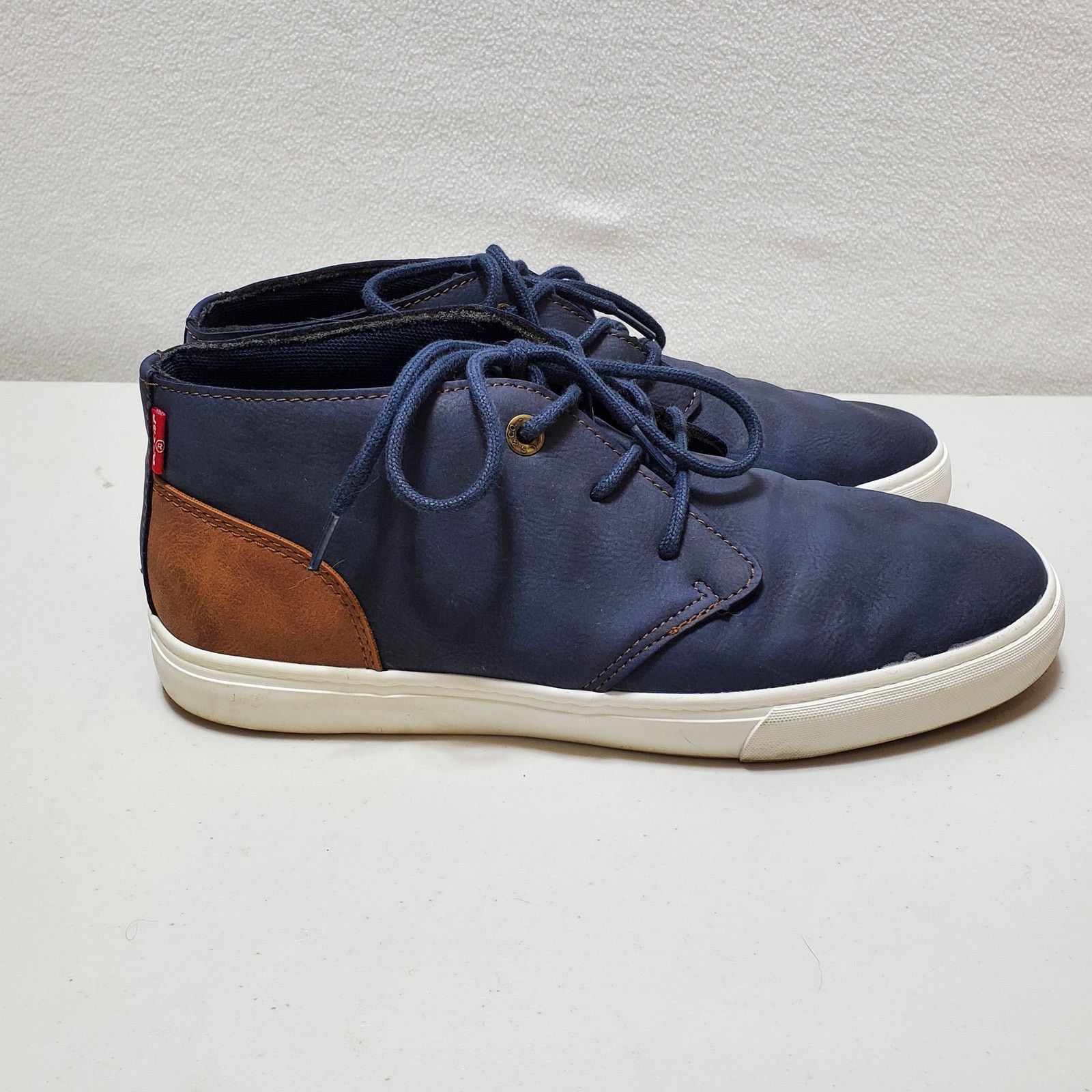 Levi's Levis Comfort Sneakers Shoes Men 8.5 Synthetic Upper Lace Up Size US 8.5 / EU 41-42 - 3 Thumbnail