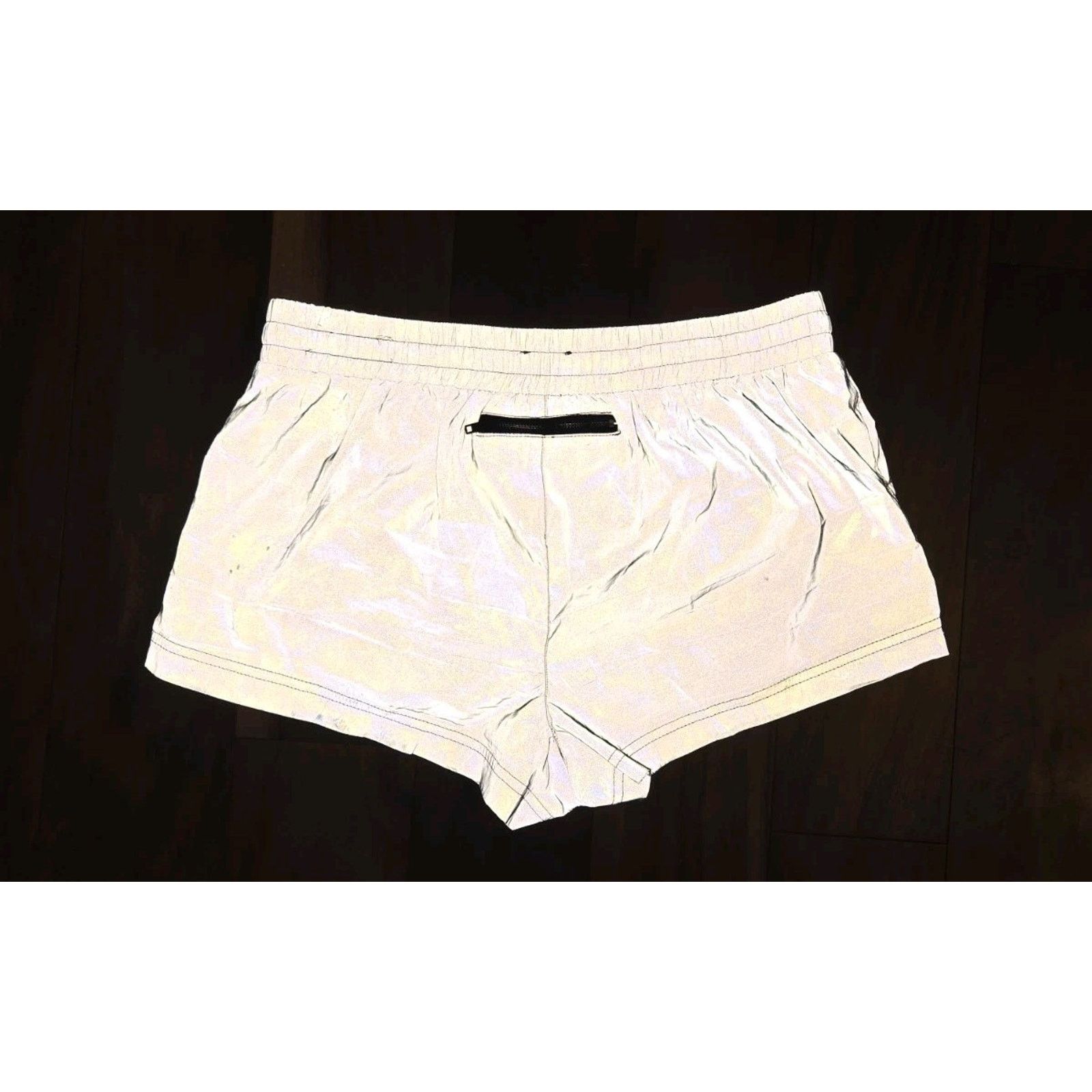 Forever 21 Forever 21 Reflective Shorts Silver Run Night Zip M 6-8 Size 28" / US 6 / IT 42 - 8 Thumbnail