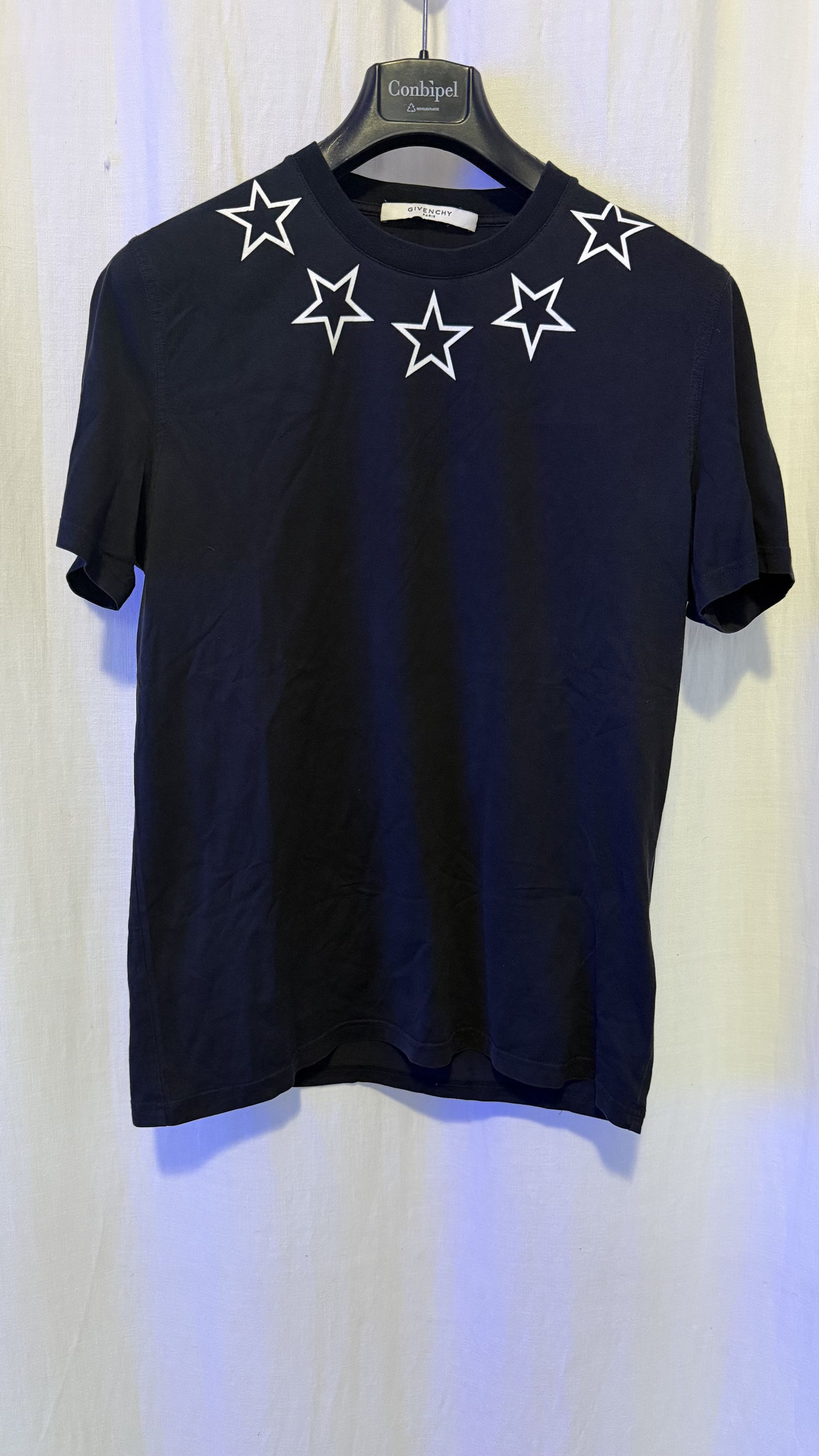 Givenchy GIVENCHY STAR T-Shirt Black And Red | Grailed