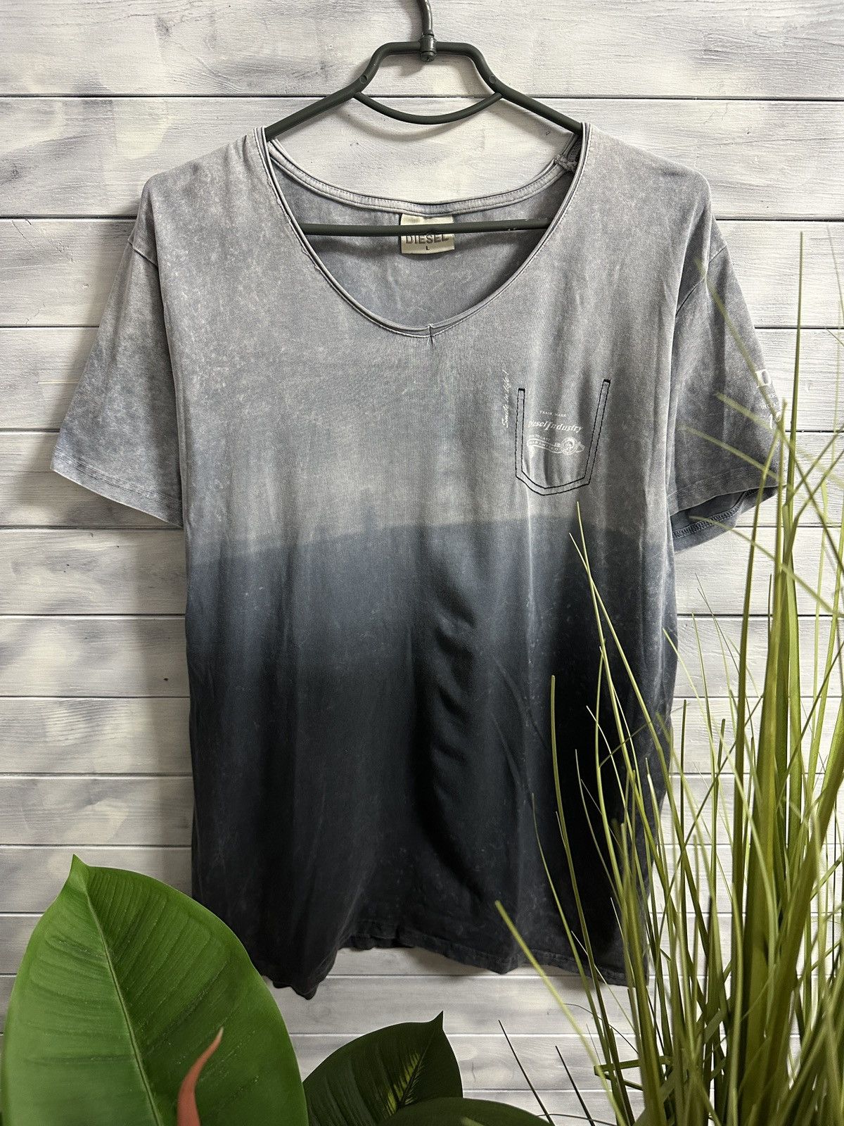 Diesel Rare Vintage T-Shirt Diesel Industry Avant-Garde Y2K style Size US L / EU 52-54 / 3 - 1 Thumbnail