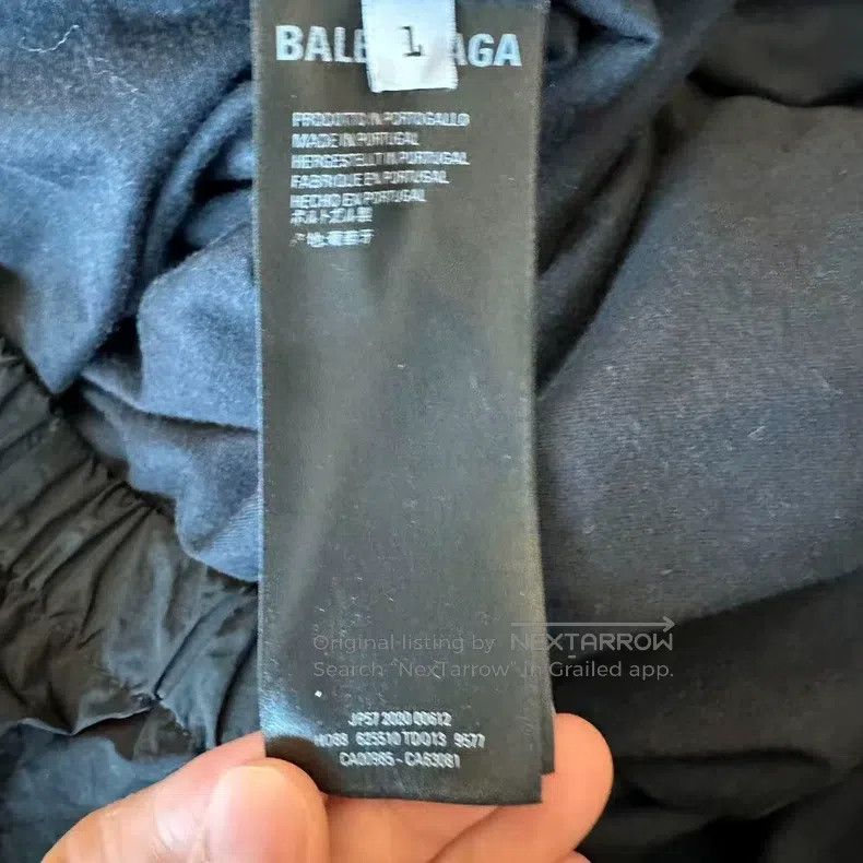 Balenciaga Balenciaga Milk Tea Color Print Color Block Windbreaker Size US S / EU 44-46 / 1 - 5 Thumbnail