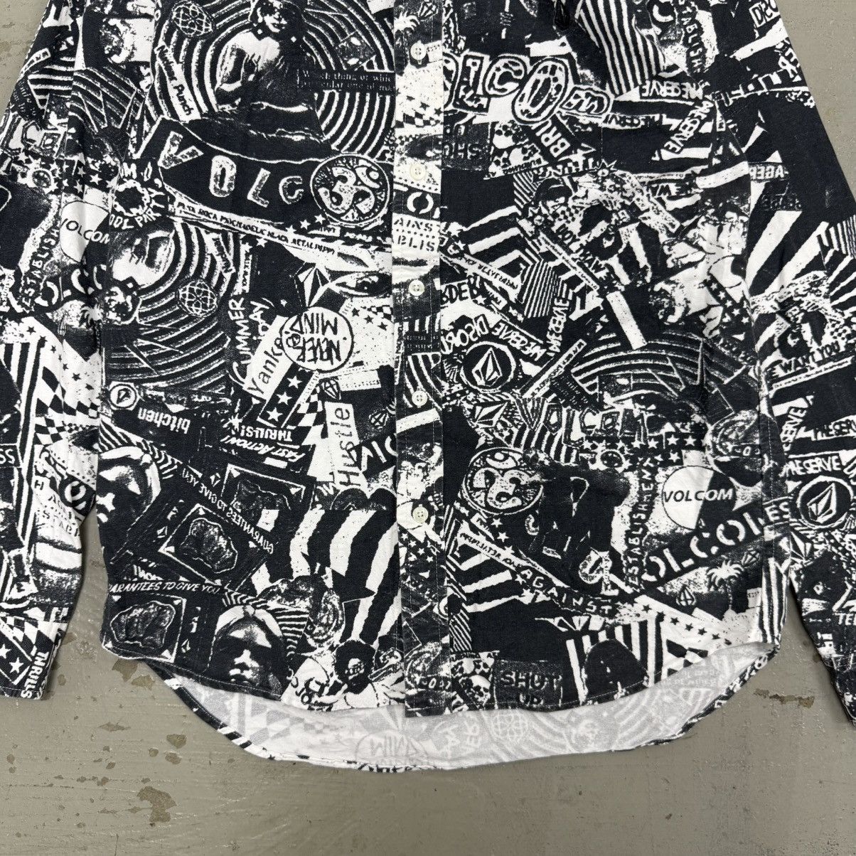 Volcom Volcom Skate Punk Anarchy All Over Print Button Ups Size US M / EU 48-50 / 2 - 3 Thumbnail