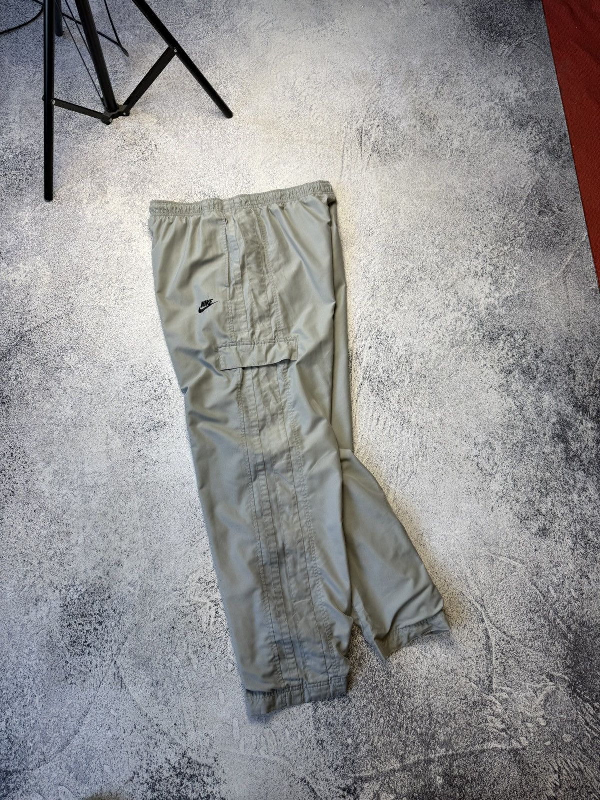 Nike Vintage Nike Cargo pants Joggers Y2K Size XL Size US 36 / EU 52 - 25 Thumbnail
