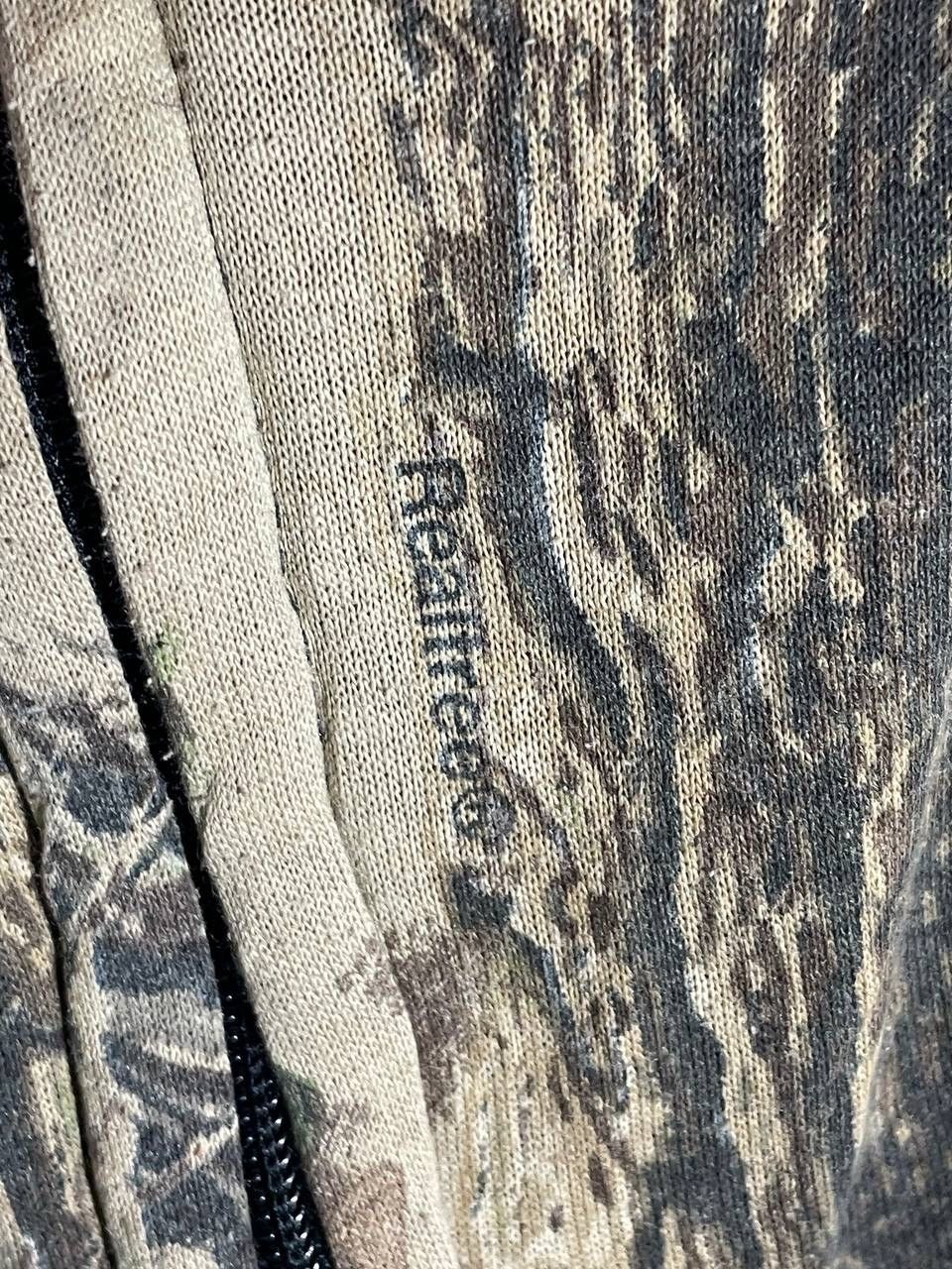 Other Vintage realtree hoodie jumper size L Size US L / EU 52-54 / 3 - 5 Thumbnail