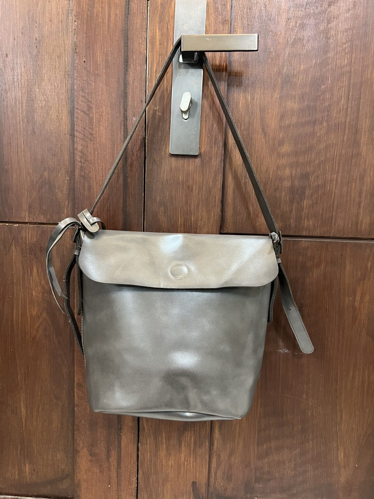 Genuine Leather Japanese Brand Leather Sling / Crossbody Bag Size ONE SIZE - 1 Thumbnail