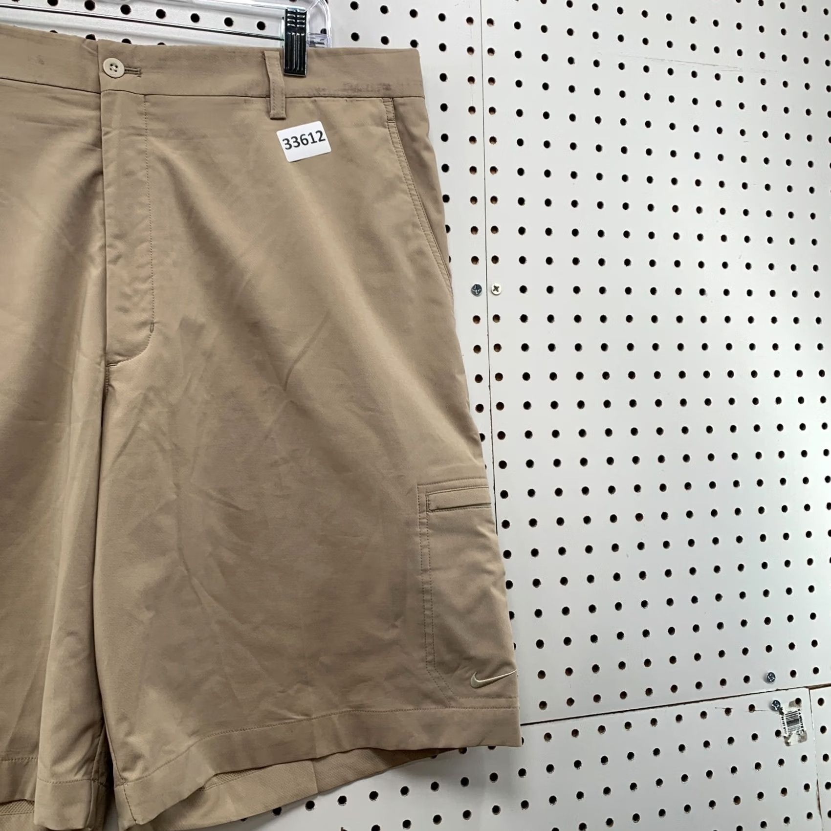 Nike Nike Shorts Mens 36x10 Brown Beige Khaki Casual FITS 36X10 Front Flat Front Chino Nike Mens Shorts Size US 36 / EU 52 - 7 Thumbnail