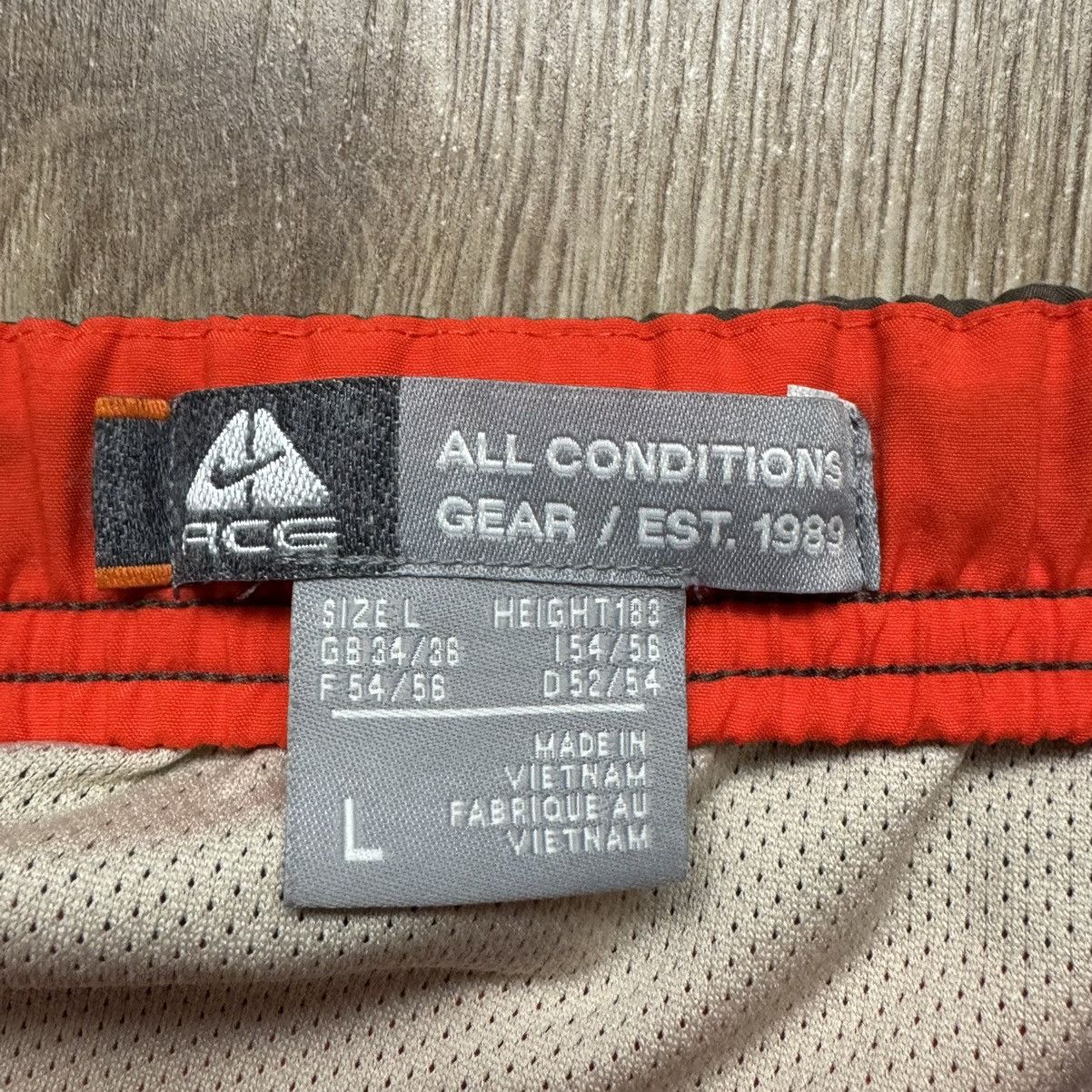 Nike × Nike ACG Nike Acg Swim Shorts Size US 34 / EU 50 - 2 Thumbnail