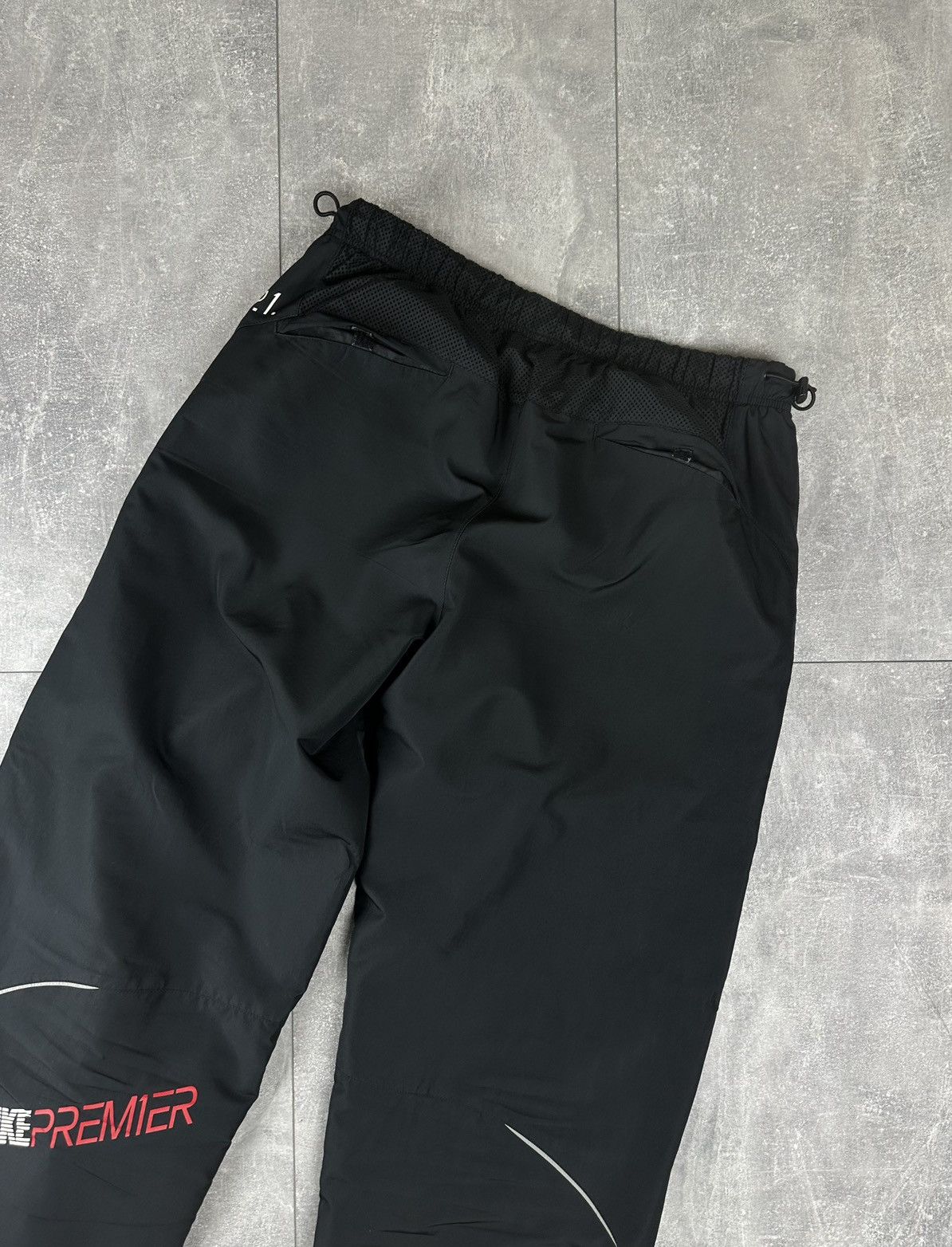 Nike Nike Premier Vintage Retro Overprint Swoosh Logo Sweatpants Size US 34 / EU 50 - 16 Thumbnail