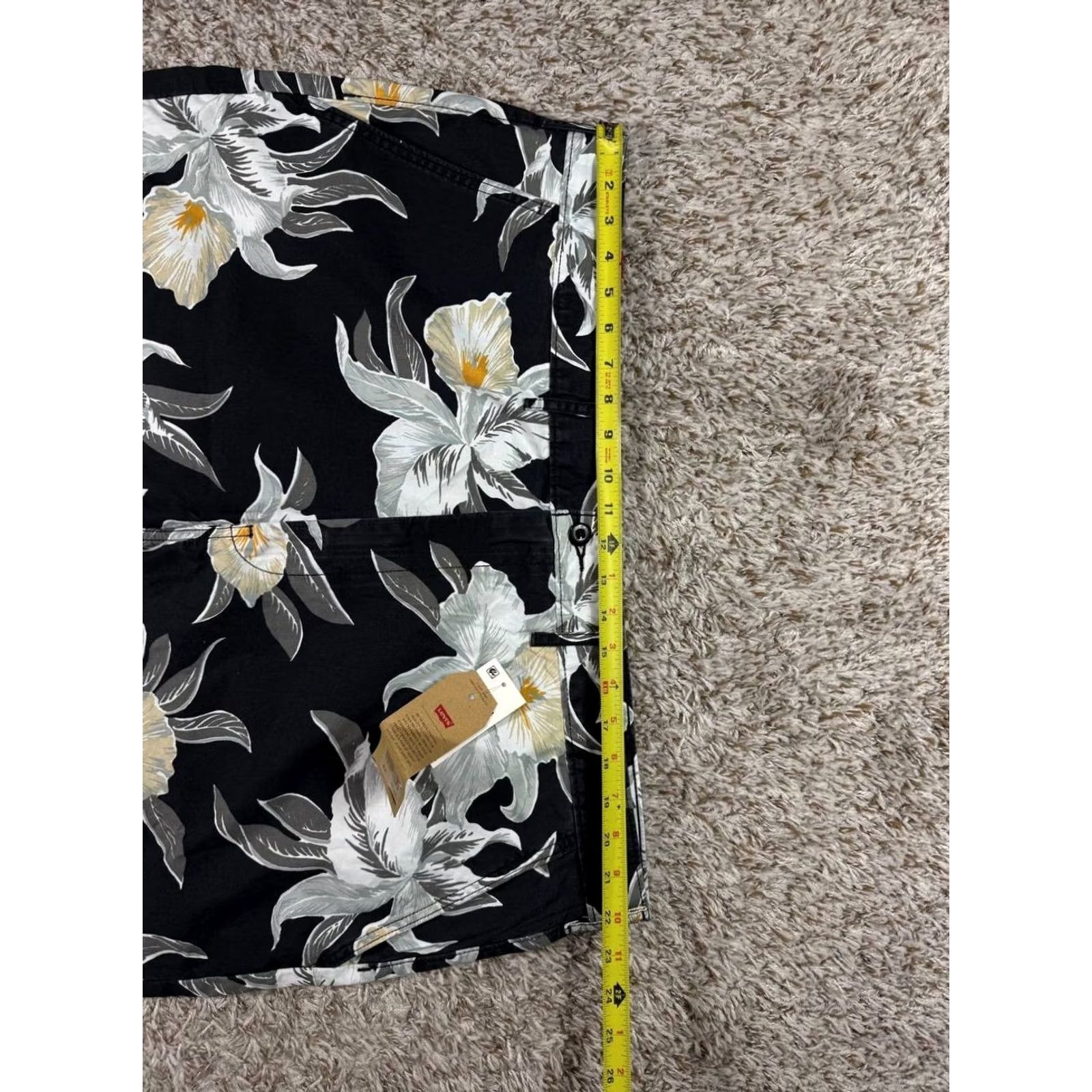 Levi's Levi's Men's Short Floral Hawaiian Chino Regular 44 Multicolor NWT Size US 44 / EU 60 - 6 Thumbnail