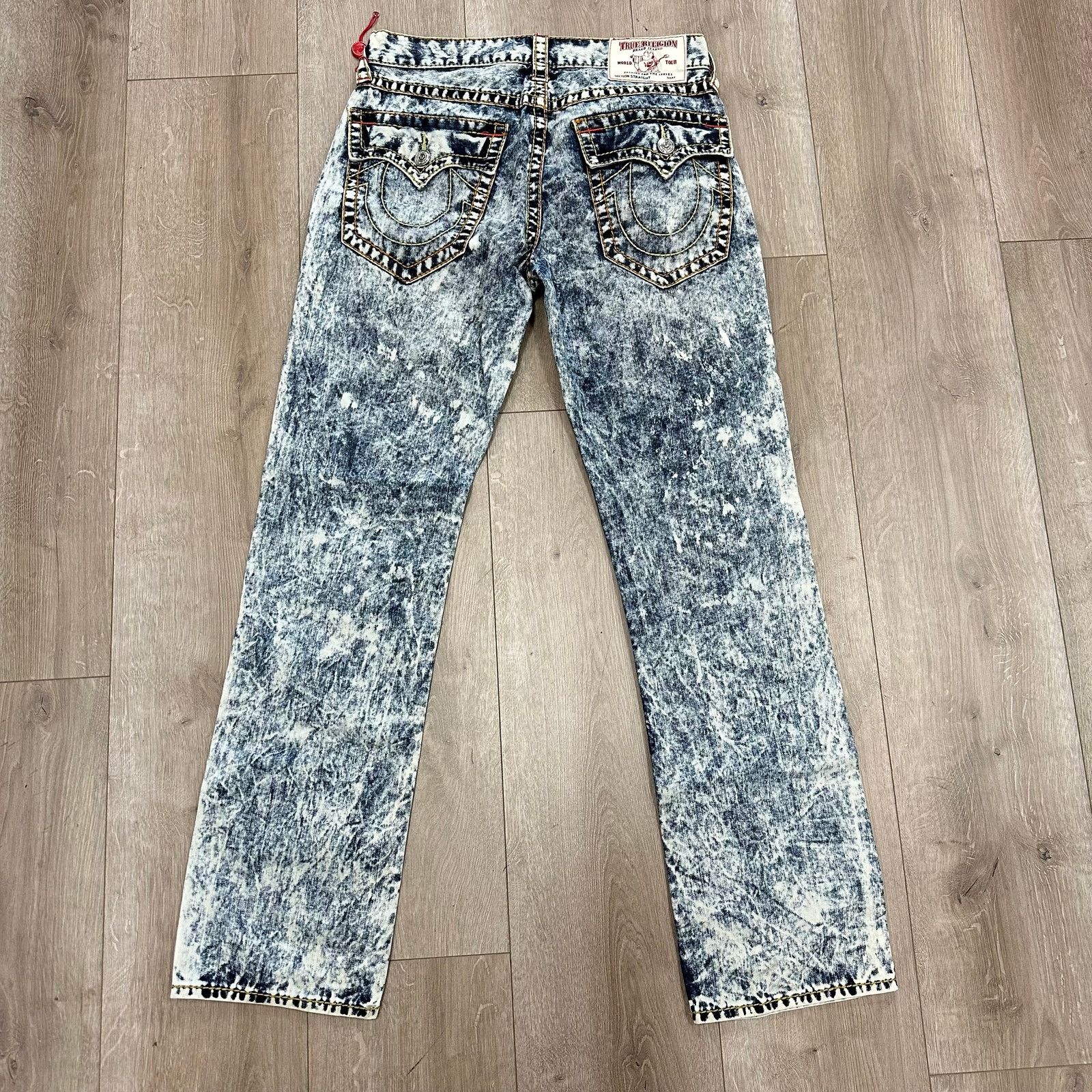 True Religion True Religion Acid Wash Straight leg denim jeans size 32 Size US 32 / EU 48 - 1 Thumbnail