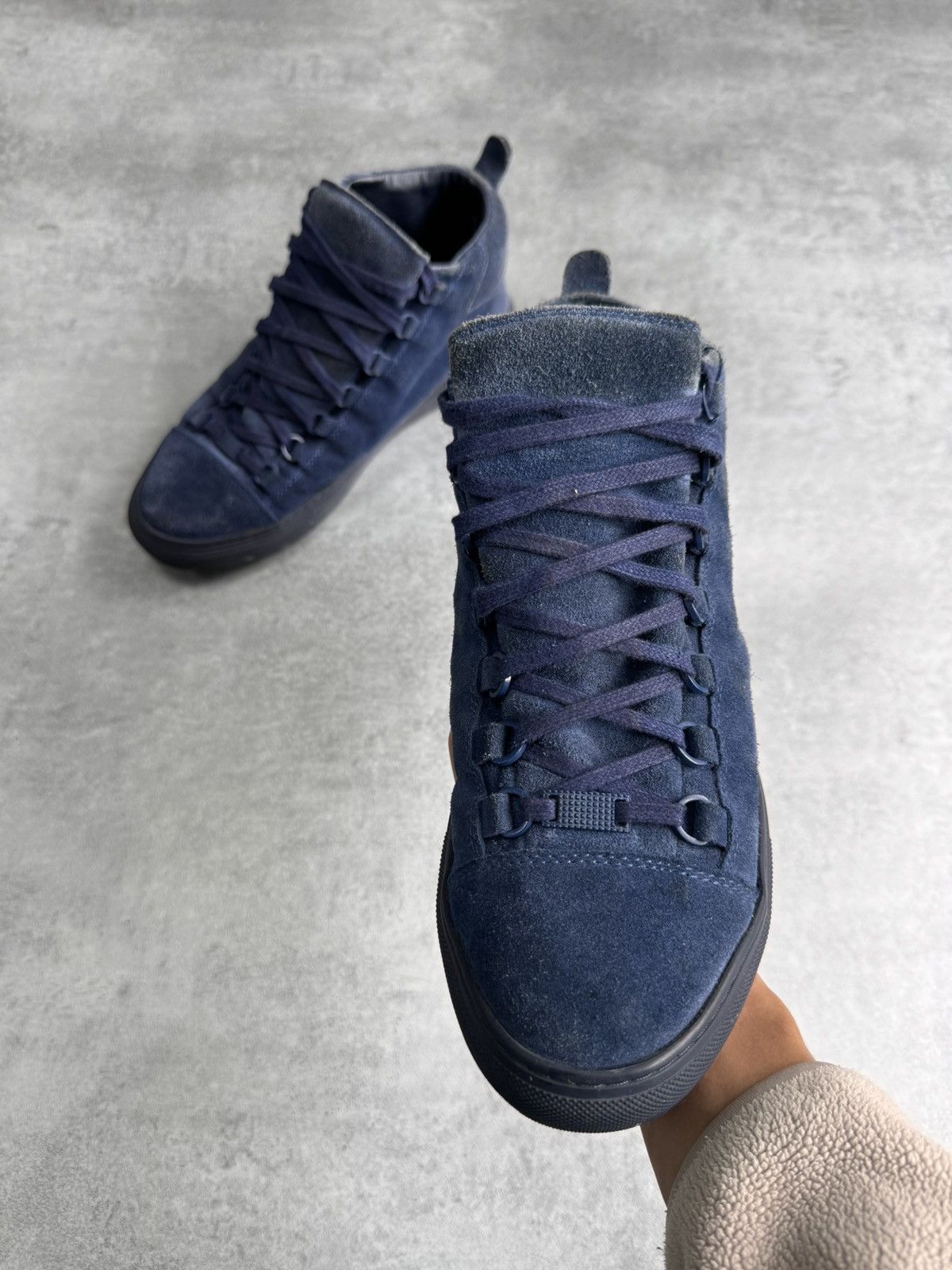 Blue suede balenciaga deals