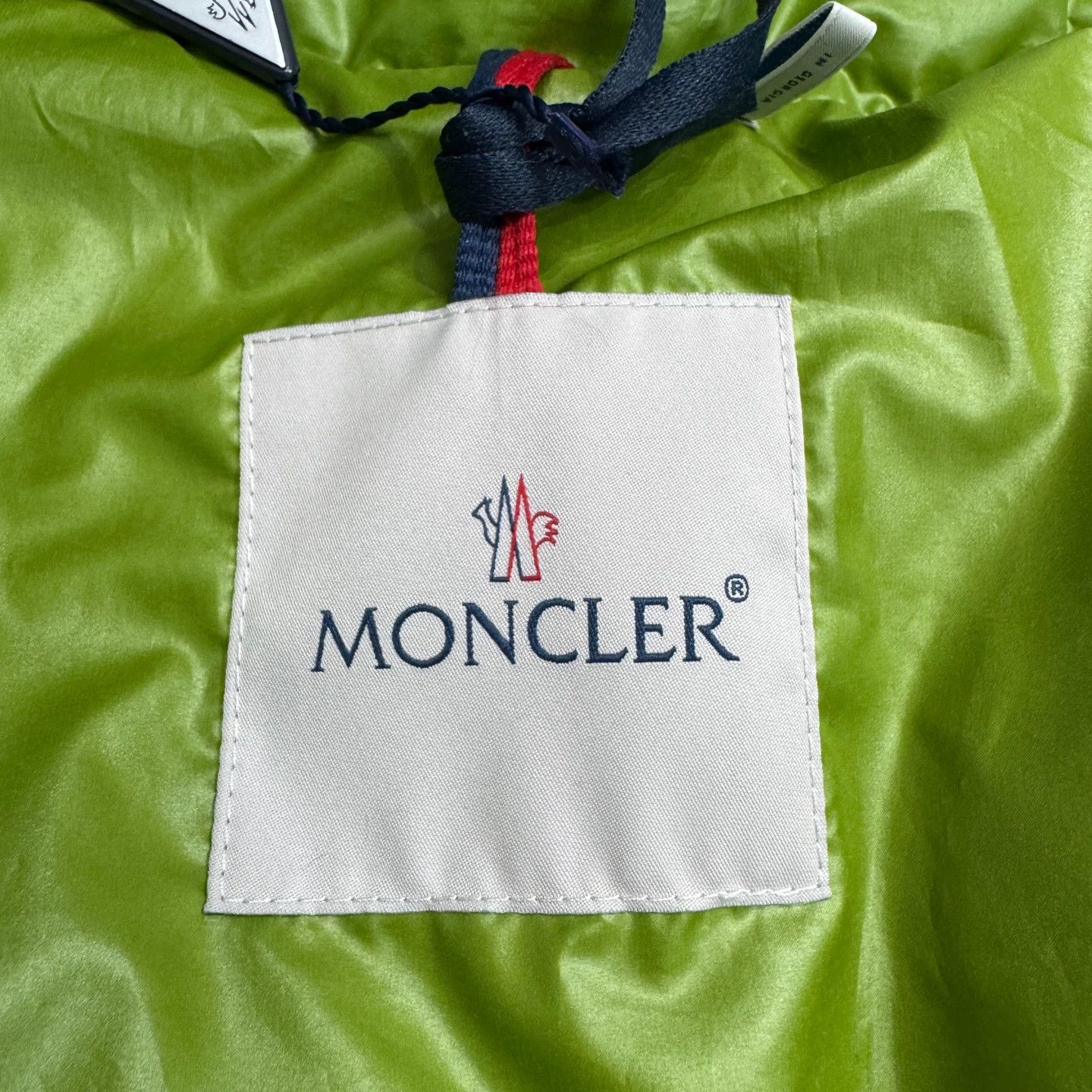 Moncler Moncler AUBE Down Vest Size 3 Size US M / EU 48-50 / 2 - 3 Thumbnail