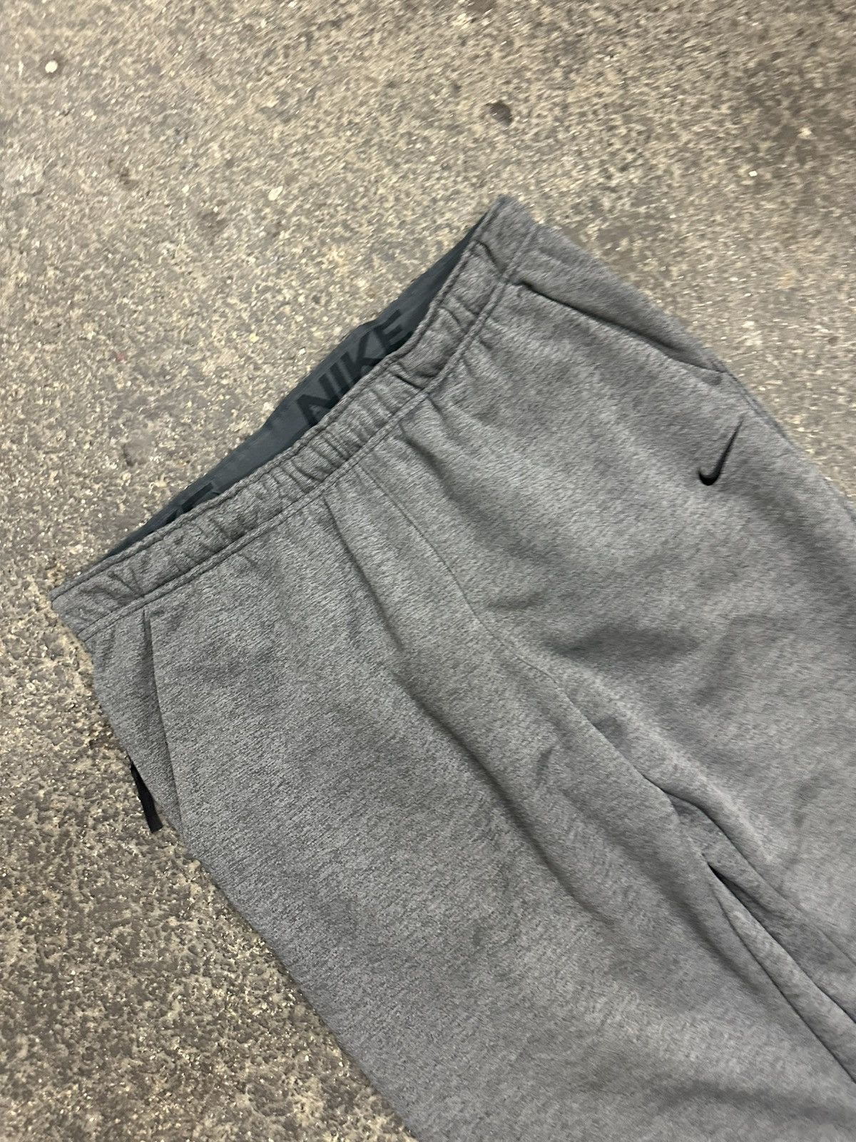 Other Nike Therma fit sweatpants Size US 34 / EU 50 - 3 Thumbnail