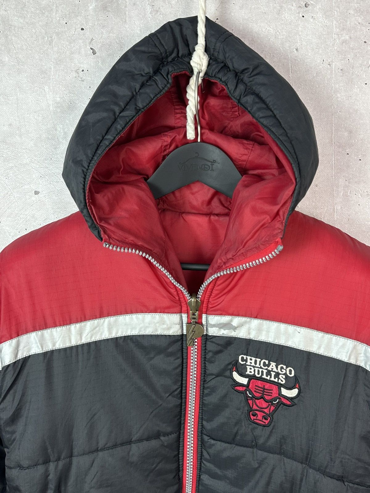 NBA Vintage Chicago Bulls NBA Pro Player Big Logo Puffer Jacket Size US S / EU 44-46 / 1 - 2 Thumbnail
