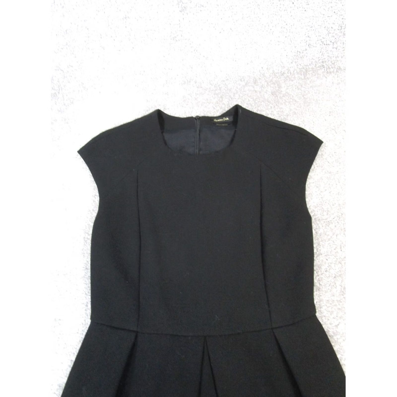 Massimo Dutti Massimo Dutti Dress Womens 4 Black Bodycon Sleeveless Round Neck Zip Short Solid Polyester Adults Womens Black Dress Bodycon 90s? Size S / US 4 / IT 40 - 2 Thumbnail