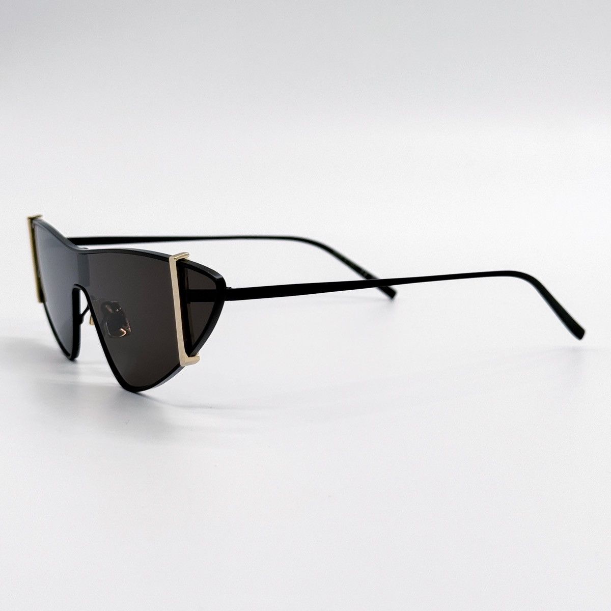 Saint Laurent Paris NEW SAINT LAURENT SL536 001 BLACK WOMEN SL 536 SUNGLASSES Size ONE SIZE - 6 Thumbnail
