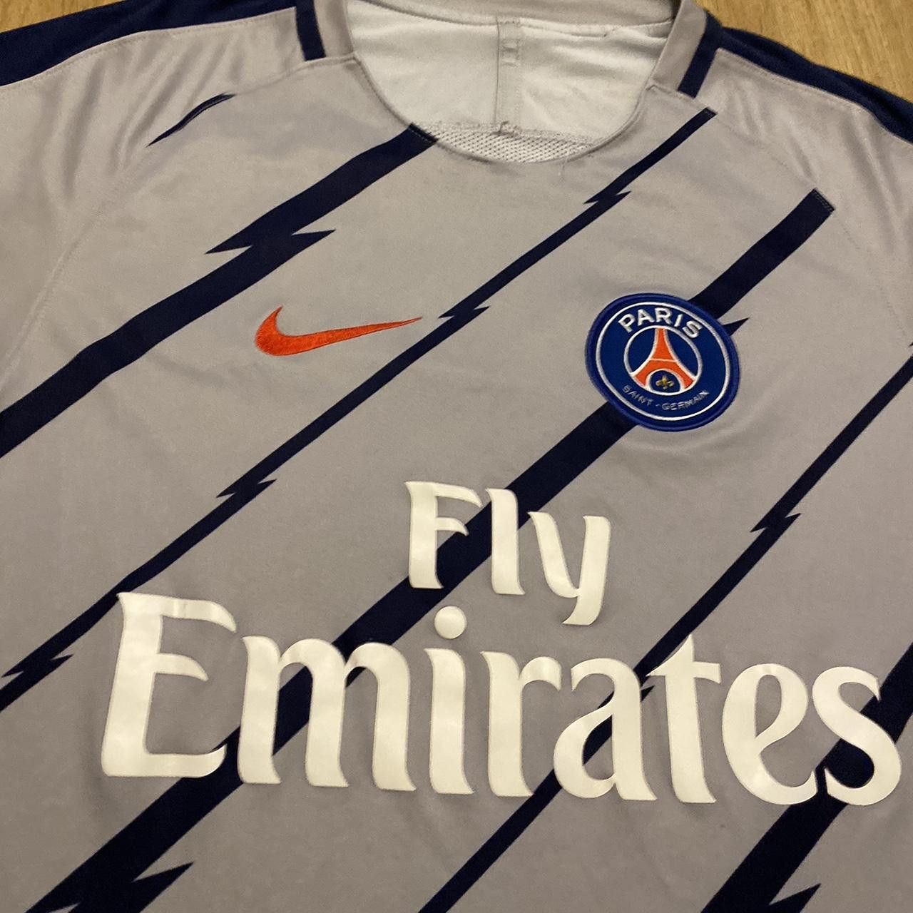 Nike 2016-17 Paris Saint Germain Nike Trainning Size US XL / EU 56 / 4 - 3 Thumbnail