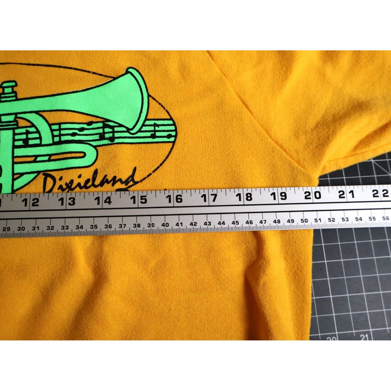 Vintage VINTAGE Sunbelt Sweatshirt Men's M Yellow 90s New Orleans Dixieland Jazz Band Graphic Print Raglan Crew Neck Size US M / EU 48-50 / 2 - 5 Thumbnail