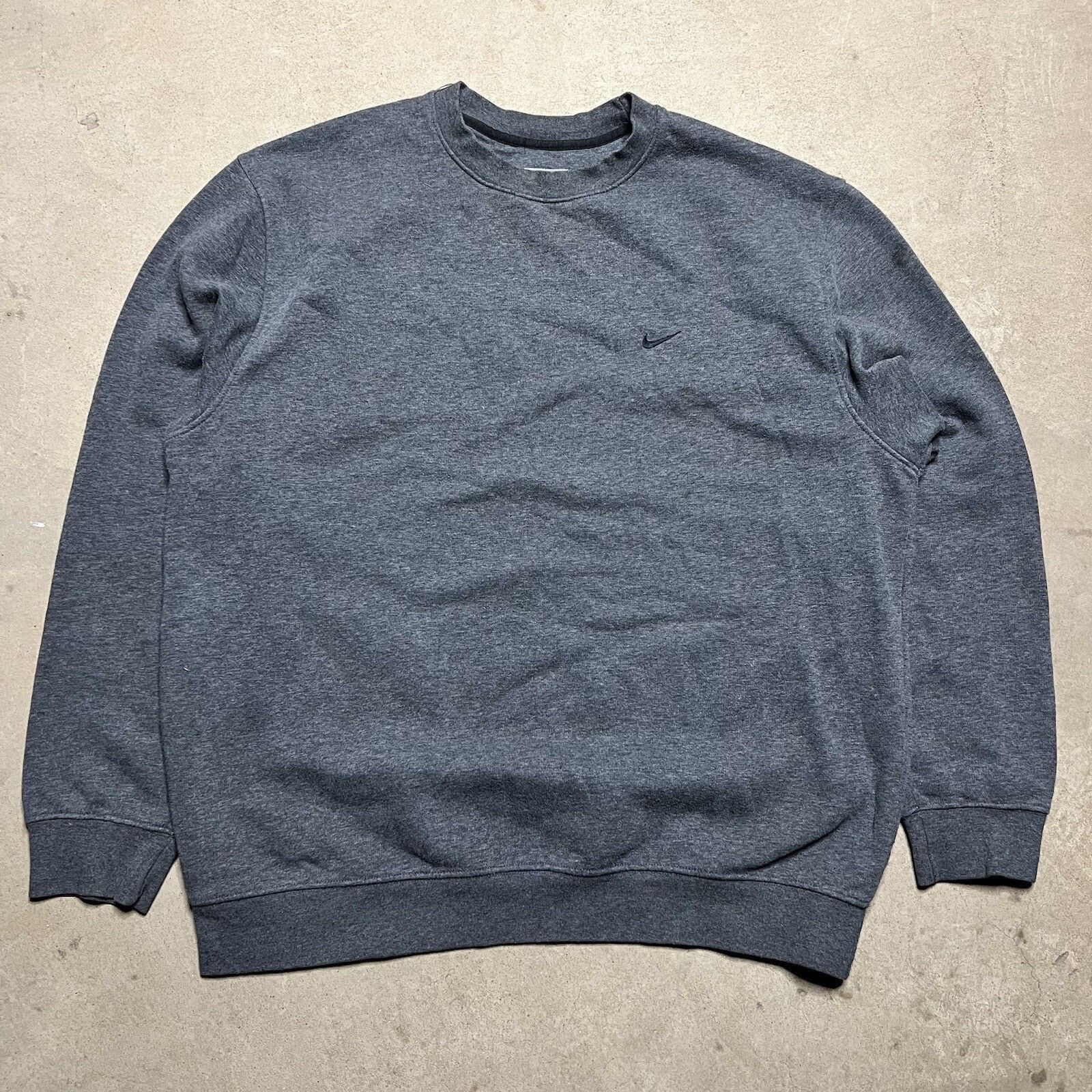 Nike Vintage Nike Grey Mini Swoosh Crewneck Sweatshirt Mens XL Size US XL / EU 56 / 4 - 1 Thumbnail
