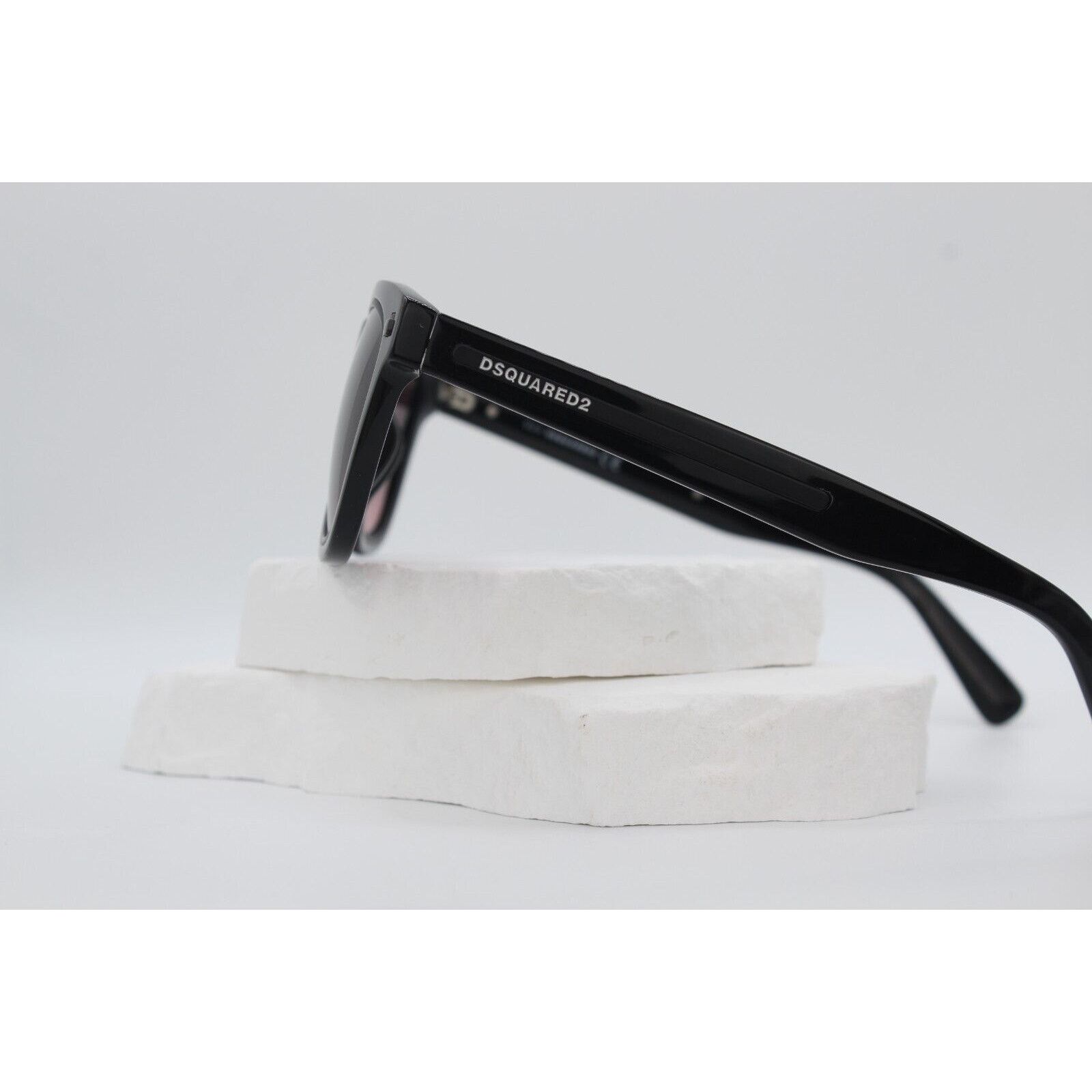 Dsquared2 DSquared2 DQ0169 01C Sunglasses - Black/Crimson Rose Mirror Size ONE SIZE - 3 Thumbnail