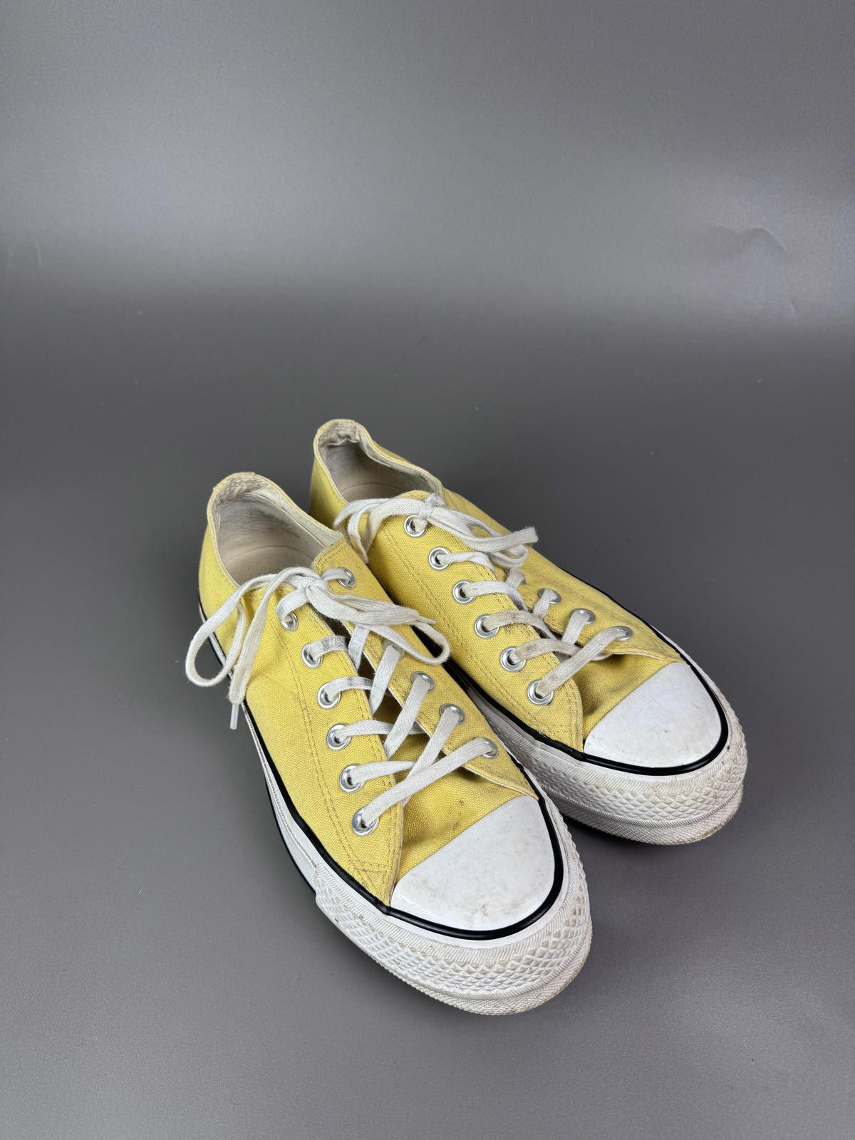 Converse Converse Chuck Taylor All Star Yellow Low Top Sneakers Size US 9 / EU 42 - 1 Thumbnail