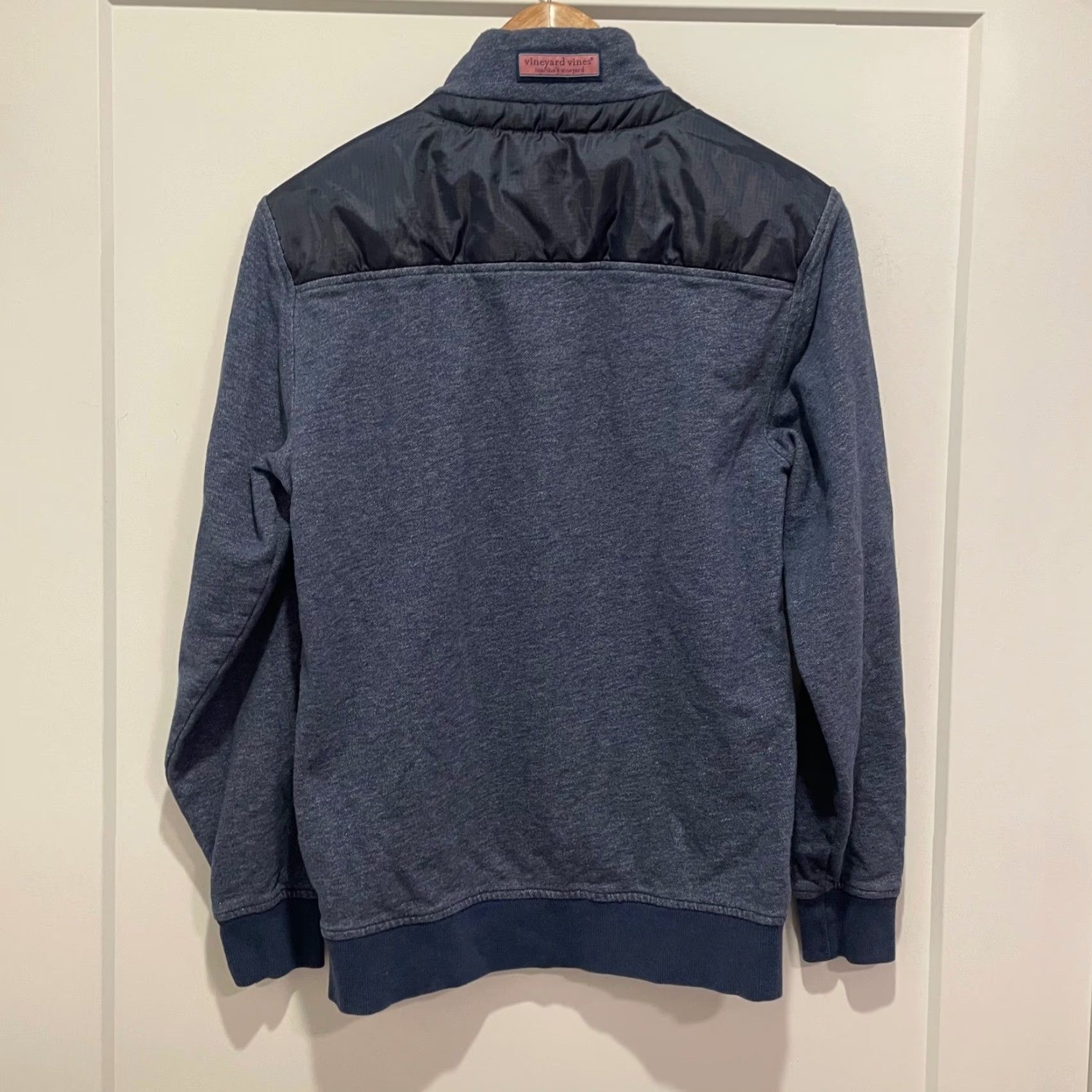Vineyard Vines VINEYARD VINES Men XS Blue Quarter Zip Pullover Sweatshirt Neon Trim Quilted Logo Zipper Knit Mock Neck All Seasons Pullover Size US XS / EU 42 / 0 - 3 Thumbnail