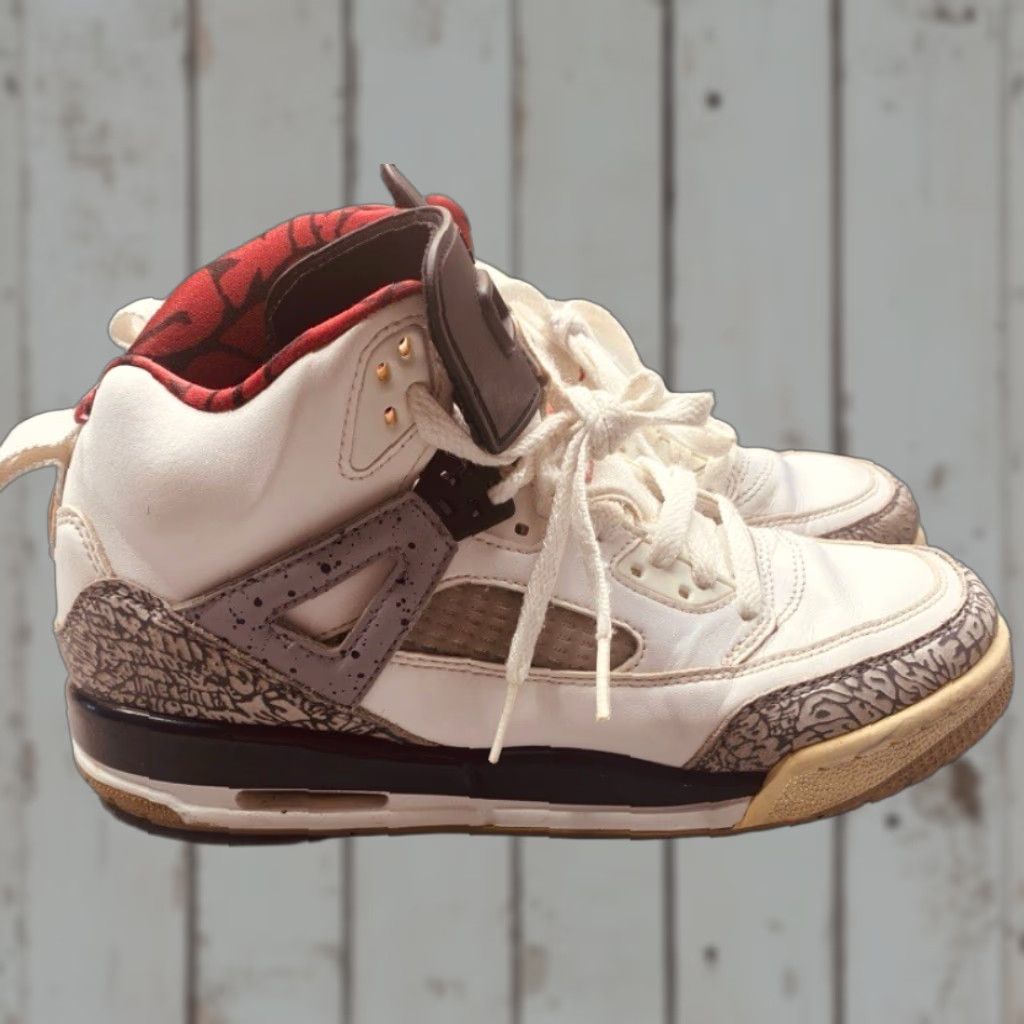 VINTAGE Nike Air Jordan Spizike 315371-122 7 Youth Basketball Sneakers White/Red/Gray