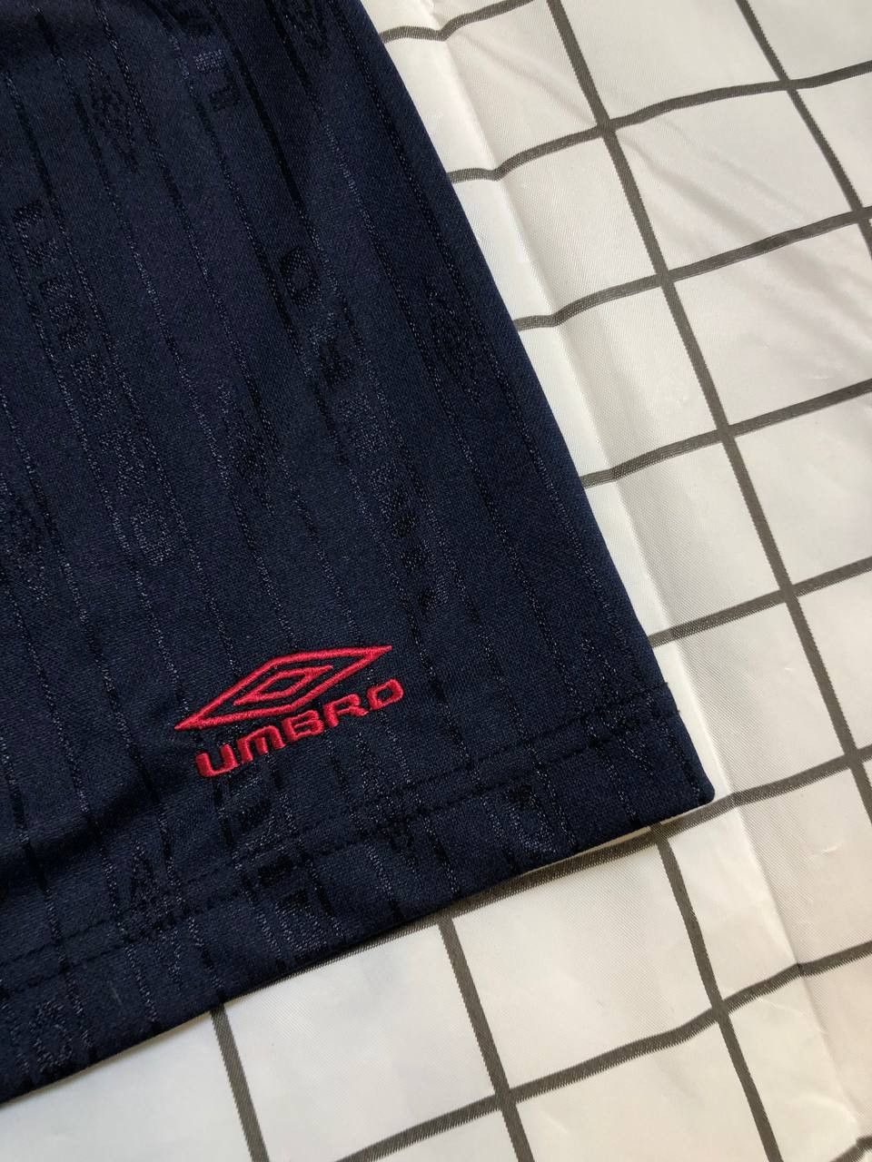 Umbro UMBRO SHORTS VINTAGE RETRO VINTAGE SOCCER SHORTS MONOGRAN Size US 34 / EU 50 - 4 Thumbnail