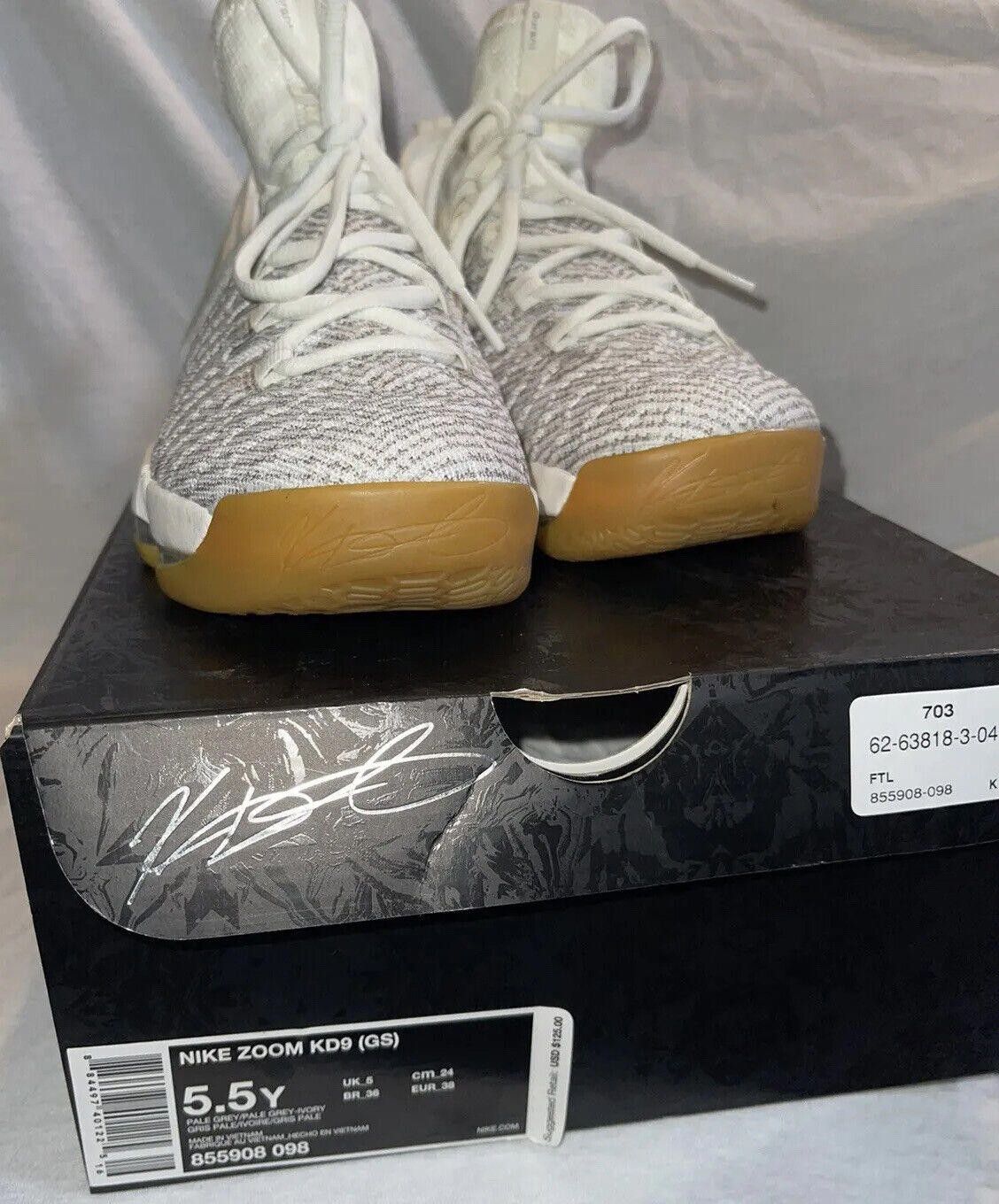 Nike Nike Zoom KD9 GS Shoes Pale Grey White Kevin Durant 5.5Y Size US 5 / EU 37 - 4 Thumbnail