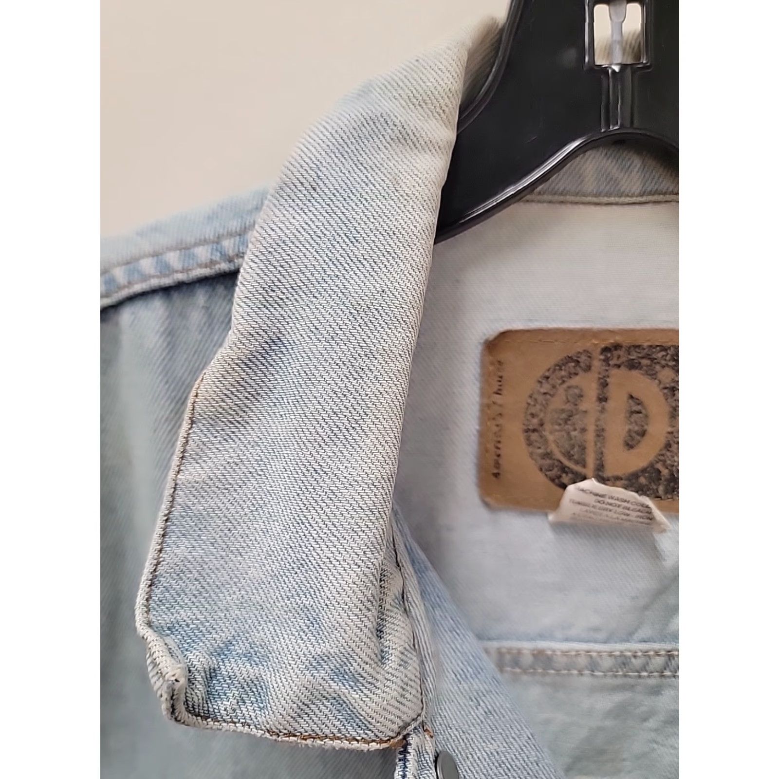 Denime VINTAGE International Denim Trucker Jacket Embroidered Size L Denim Jacket Mens Black Size US L / EU 52-54 / 3 - 6 Thumbnail