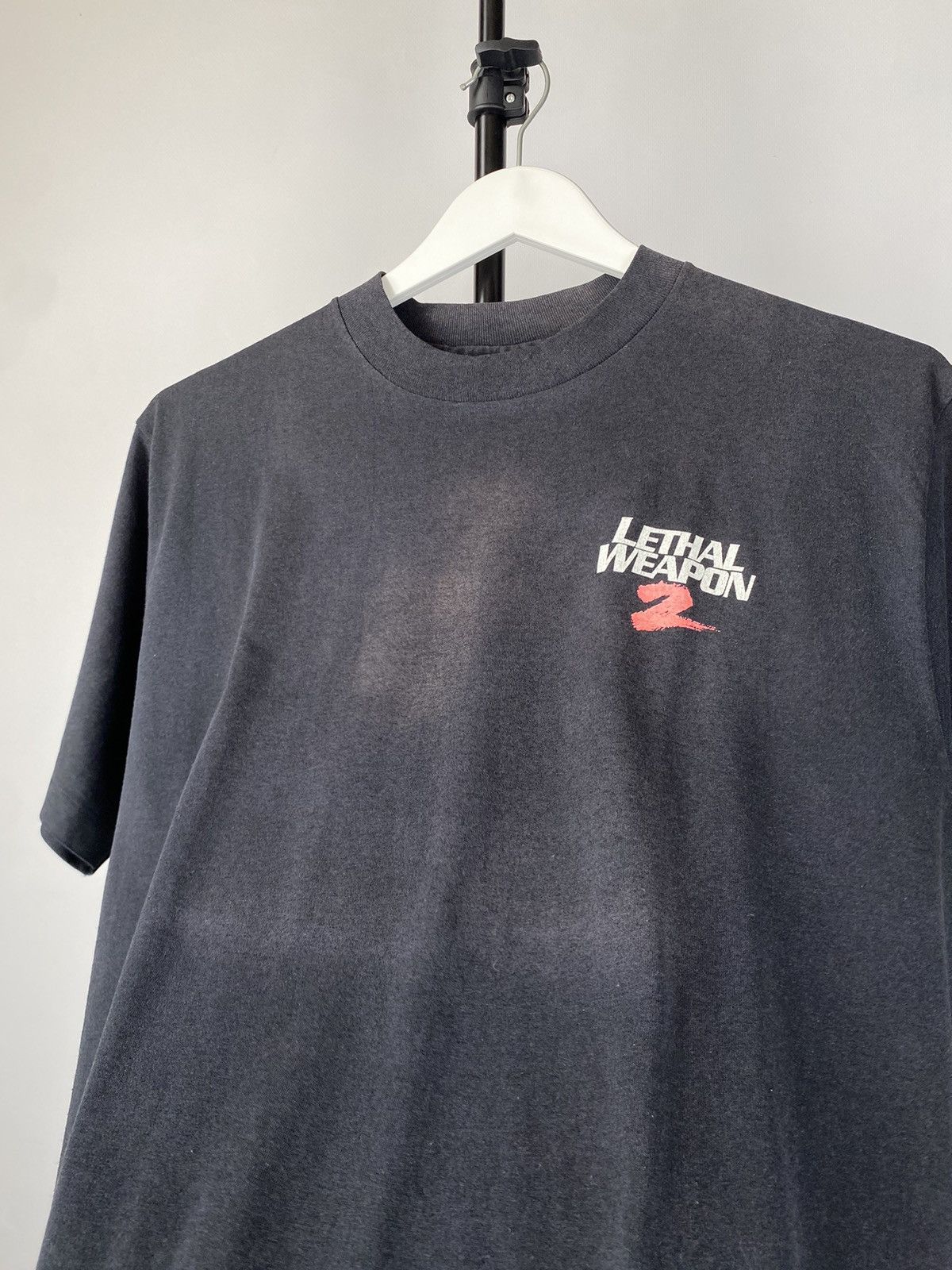 Vintage Vintage 1989 Lethal Weapon Two 2 Movie Tee Gibson Glover Size US L / EU 52-54 / 3 - 4 Thumbnail