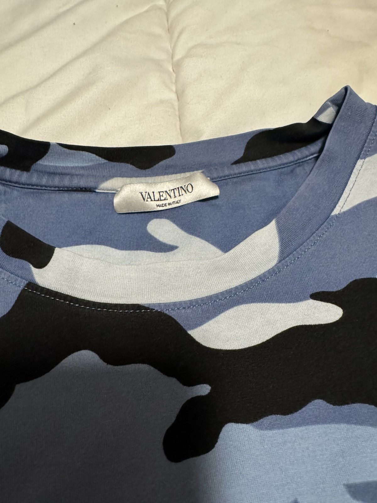 Valentino Valentino Garavani Multicolor Camo T-Shirt Size US S / EU 44-46 / 1 - 3 Thumbnail
