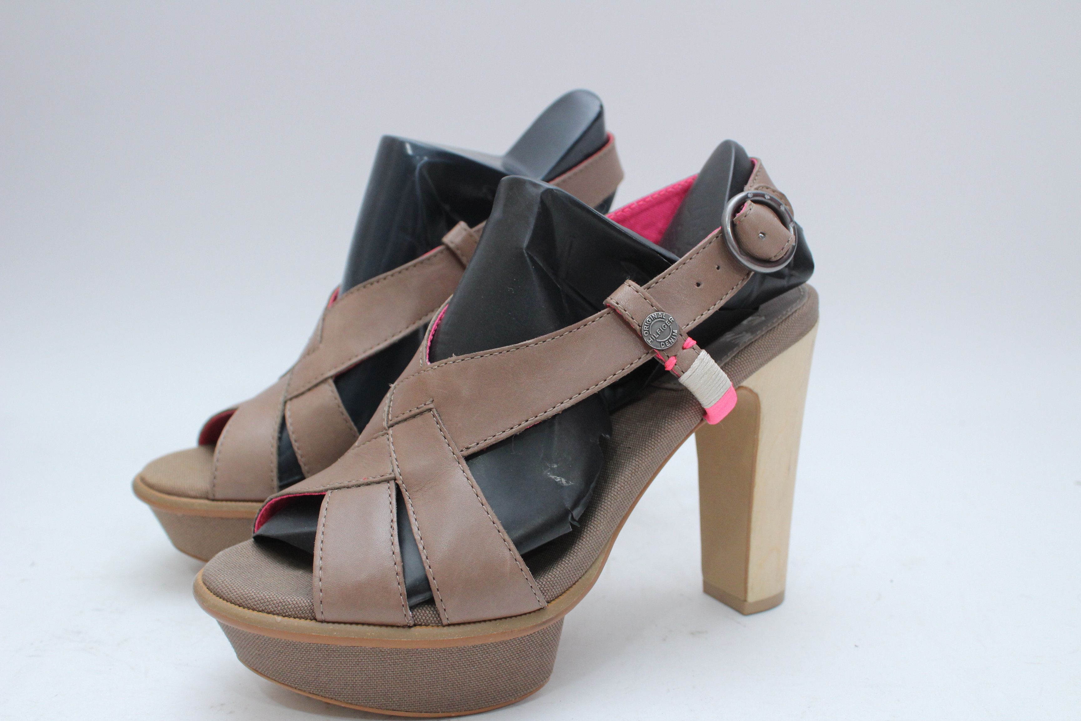 Tommy Hilfiger Tommy Hilfiger Sandals Hells Size 37 Authentic Vintage Size US 7 / IT 37 - 3 Thumbnail