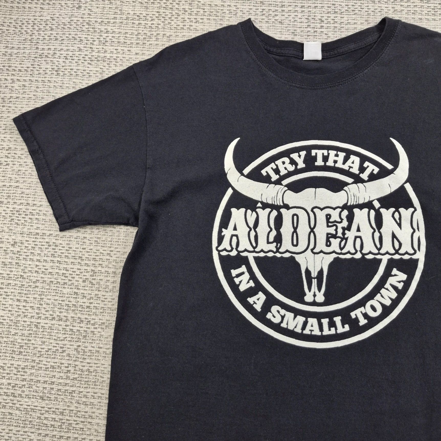 Fruit Of The Loom Jason Aldean Shirt Mens Medium Black Tour Desperado Highway Small Town Try That Size US M / EU 48-50 / 2 - 6 Thumbnail