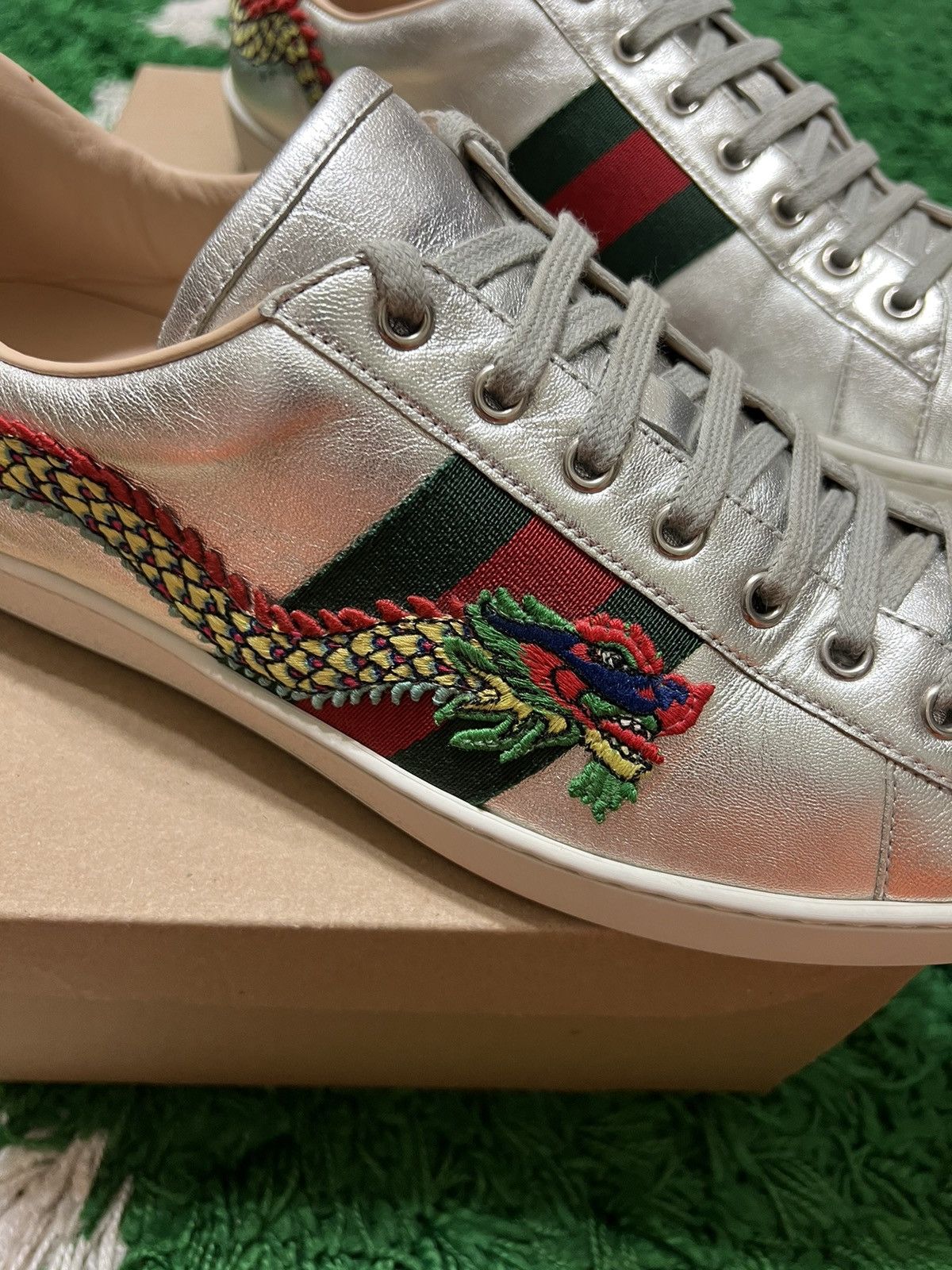 Gucci Gucci Ace Silver Dragon Size US 13 / EU 46 - 2 Thumbnail