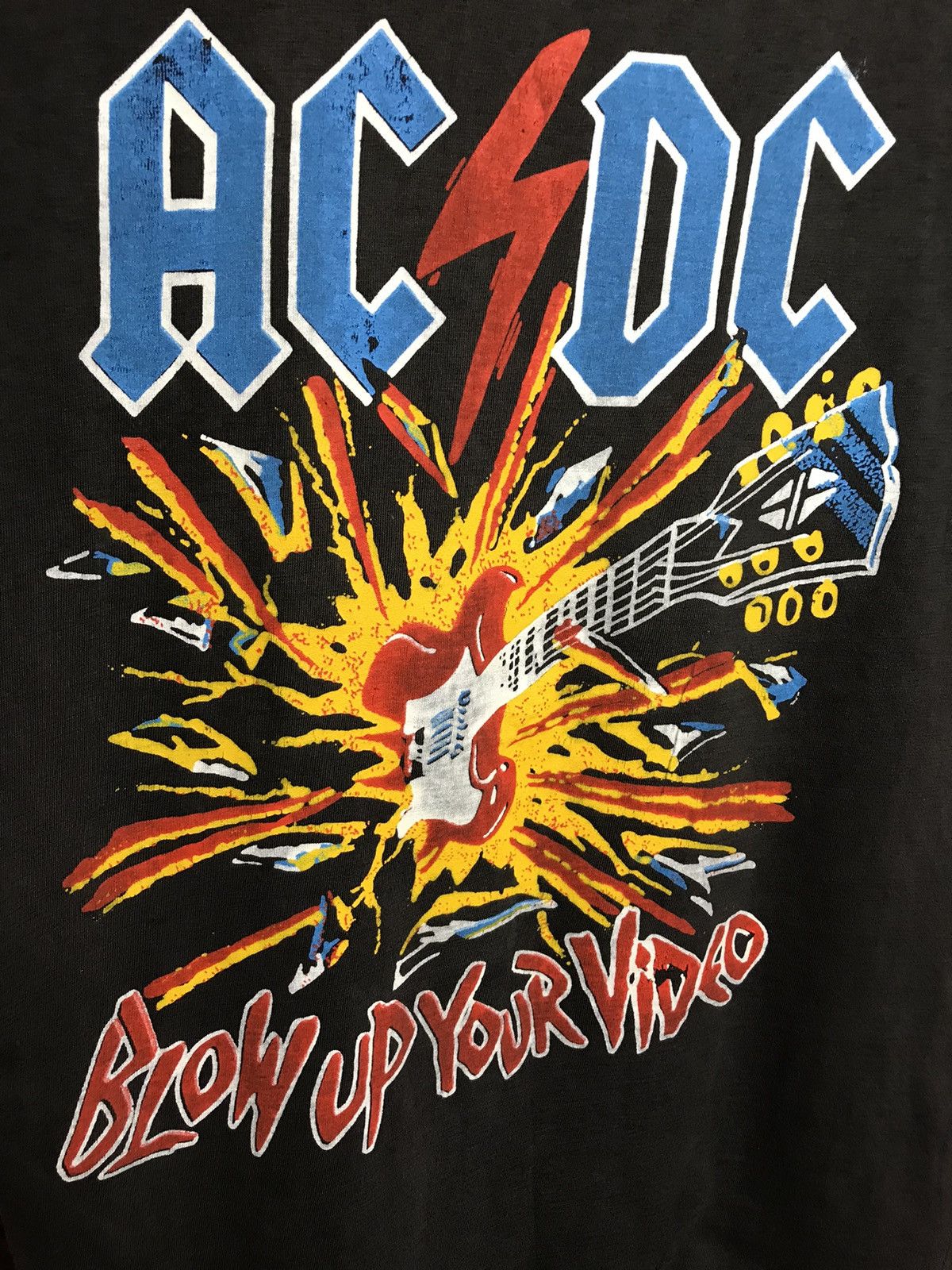 AC/DC × Band Tees × Vintage Vintage Ac Dc Blow Up Your video band rock tee Size US S / EU 44-46 / 1 - 3 Thumbnail