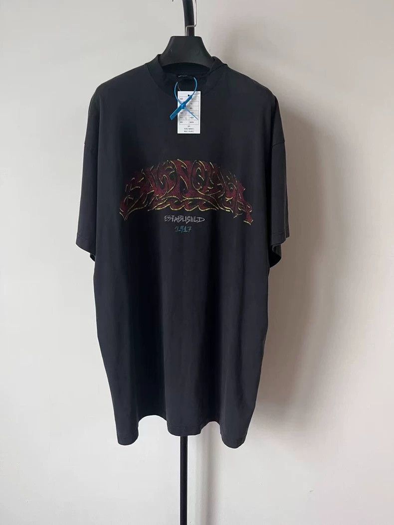 Balenciaga Balenciaga Solid graphic printed crew neck short sleeves Size US XS / EU 42 / 0 - 1 Thumbnail