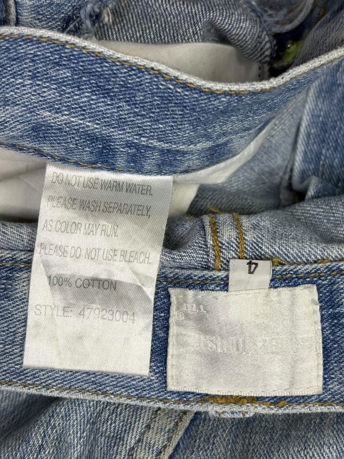 Japanese Brand Vintage Japanese Brand Blue Wash Sashiko Rip Bootcut Jean Size US 34 / EU 50 - 10 Thumbnail