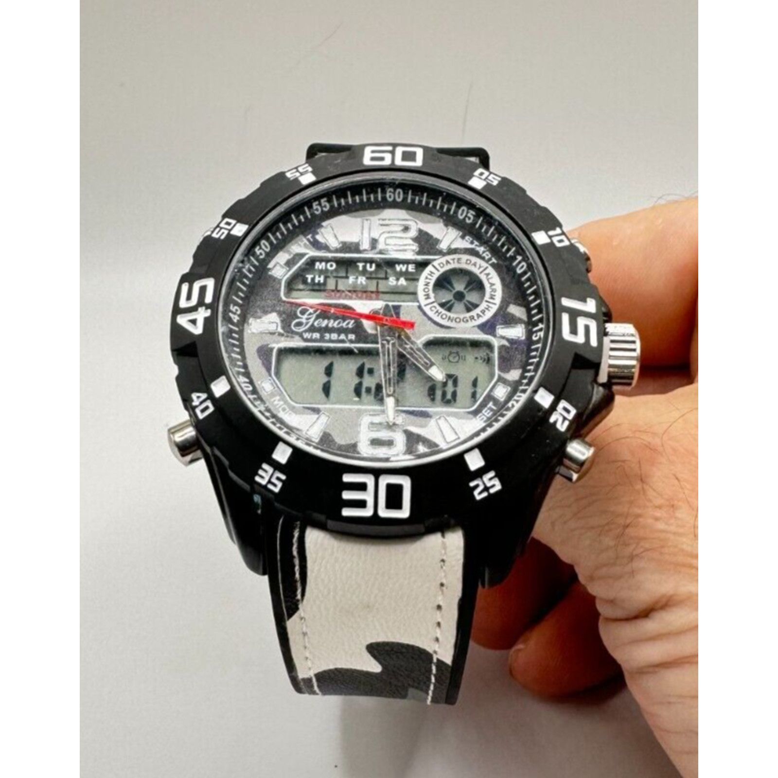 The Unbranded Brand Rare GENOA Japanese Electronic Movement Black Dial Watch Size ONE SIZE - 3 Thumbnail