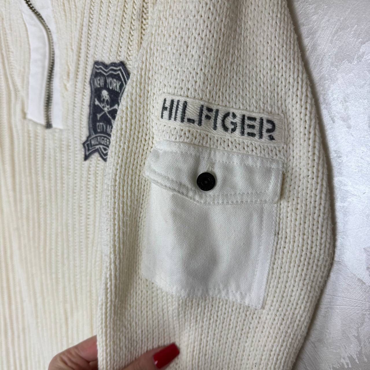 Tommy Hilfiger Vintage Tommy Hilfiger Sweater Size US L / EU 52-54 / 3 - 4 Thumbnail