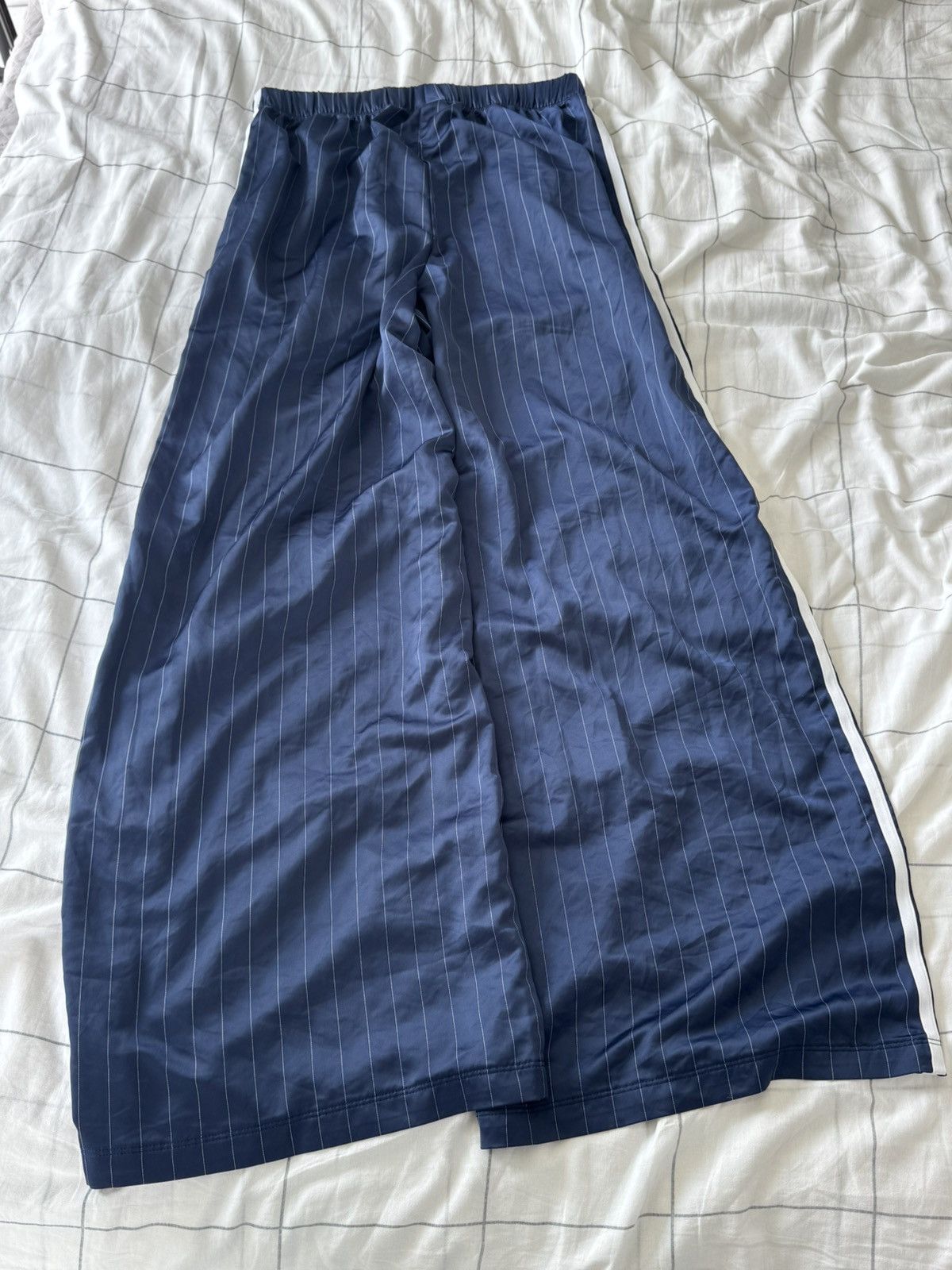 Adidas Adidas Balenciaga Style baggy Track Pants Hype Sweatpants Size 33" - 6 Thumbnail
